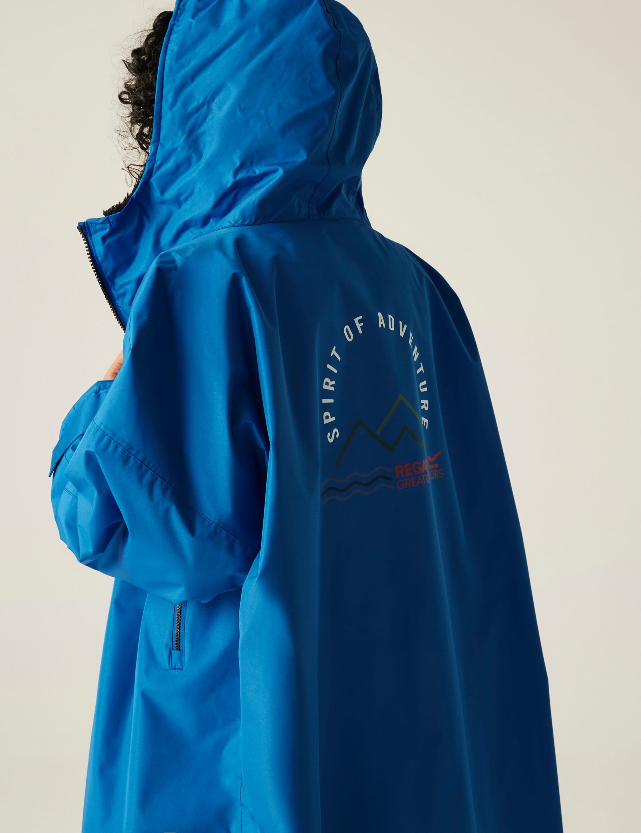 Waterproof Changing Robe 6 of 9