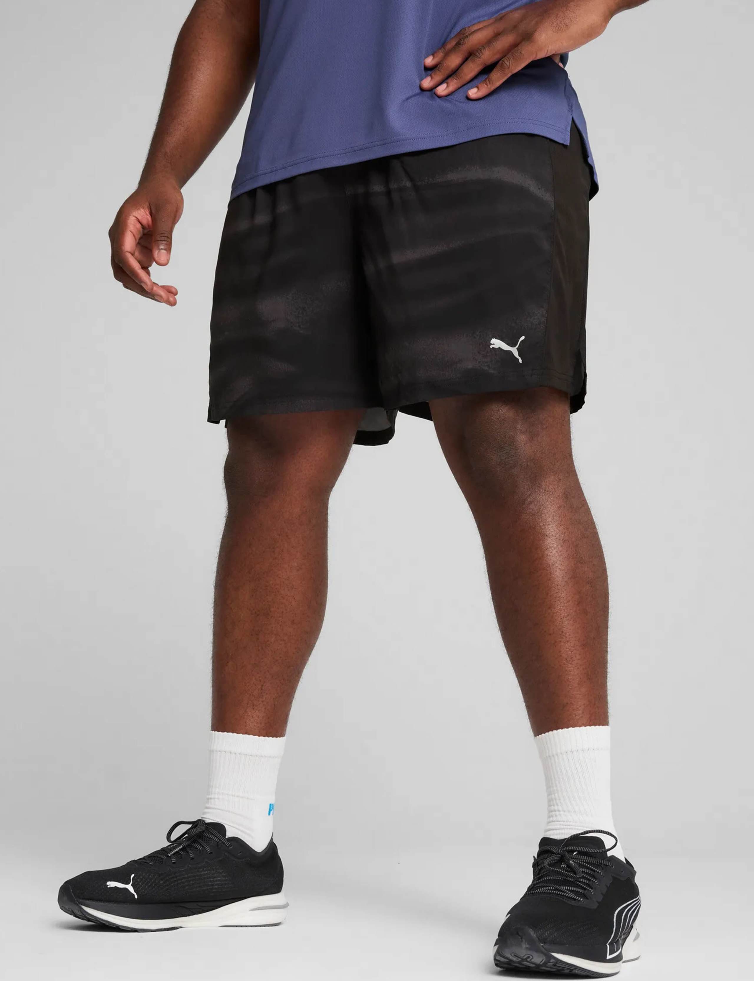 Run Velocity Printed 7 Shorts 5 of 8