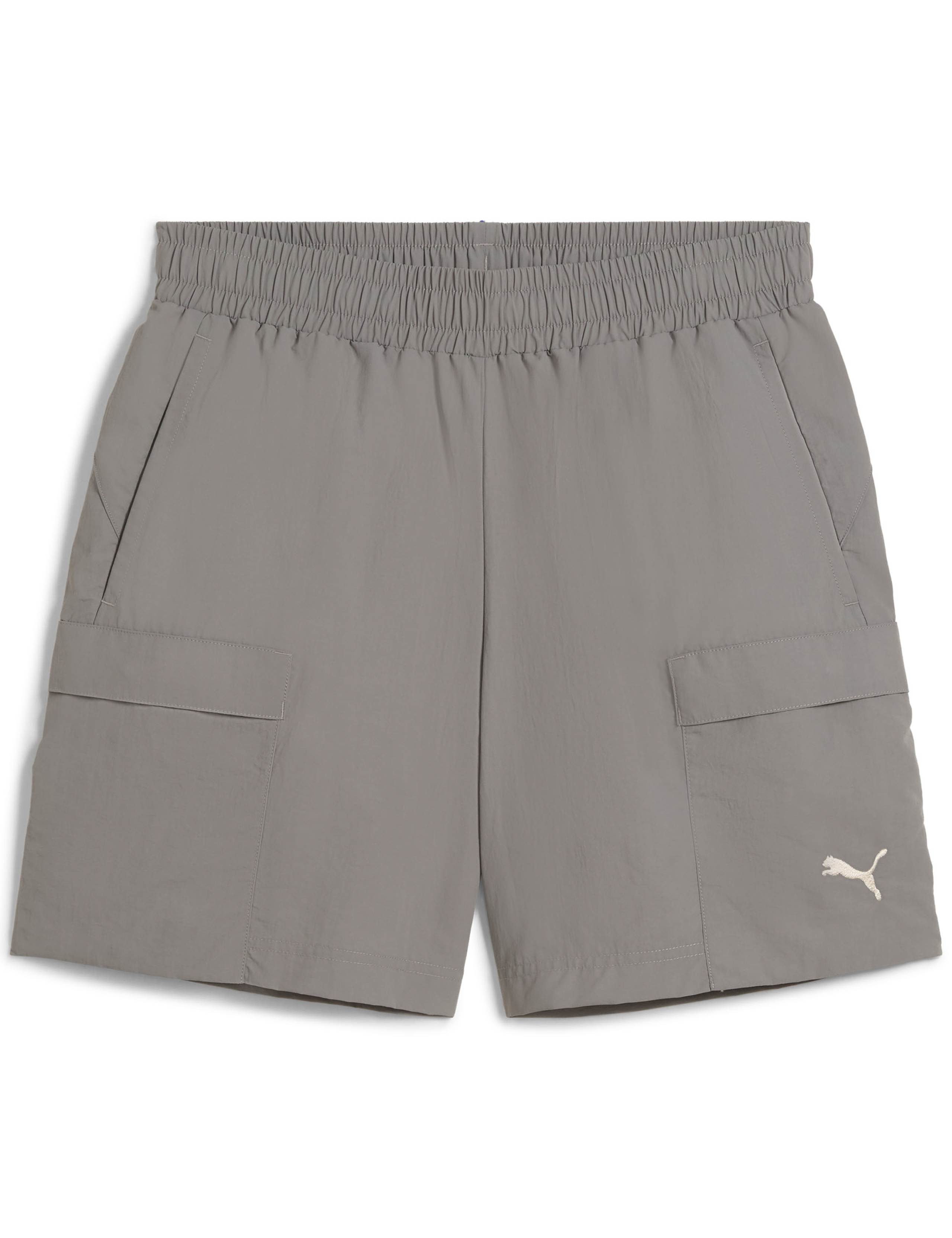 Wardrobe Essentials Relaxed Cargo Shorts 2 of 3
