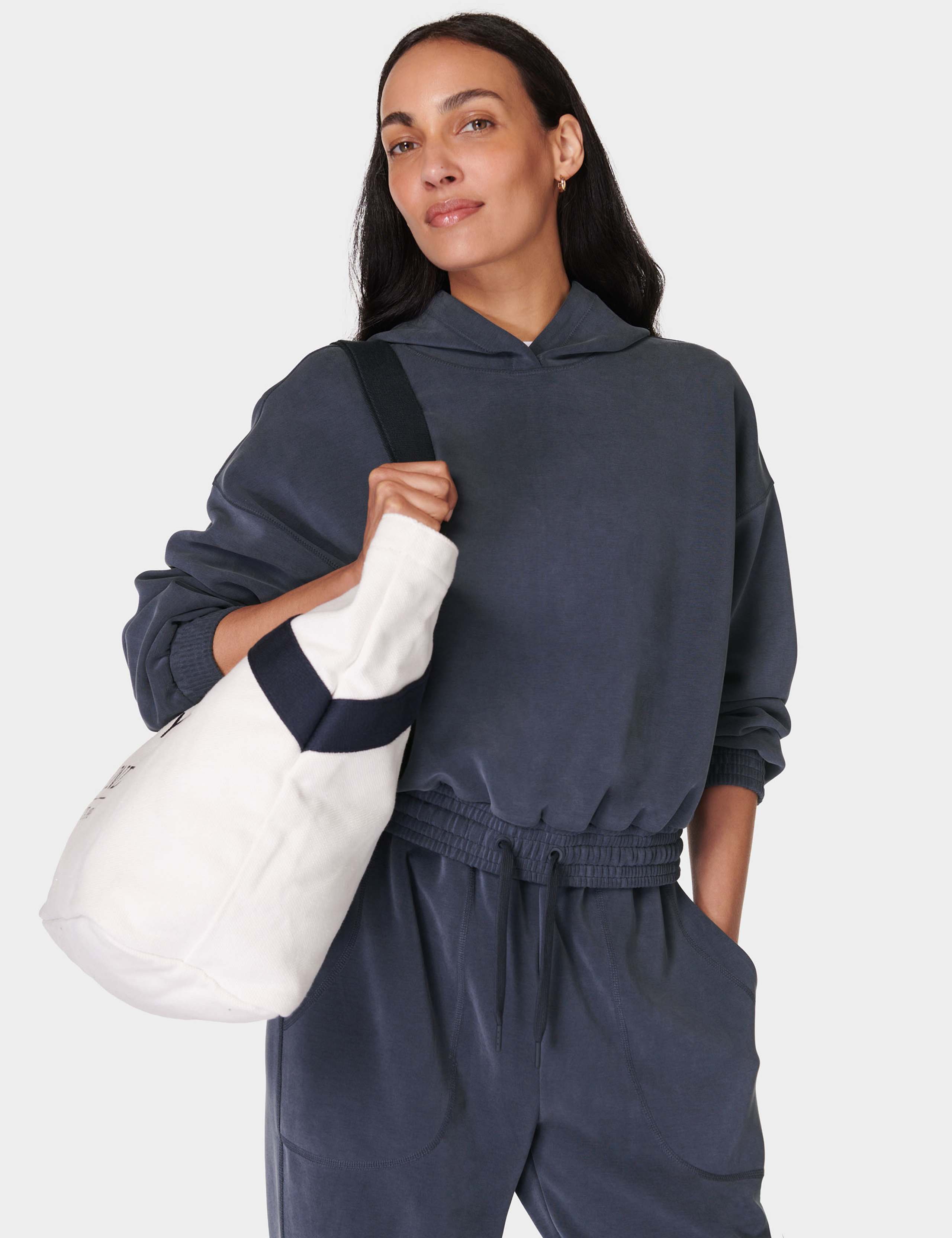 Sand Wash CloudWeight Relaxed Crop Hoodie 4 of 6