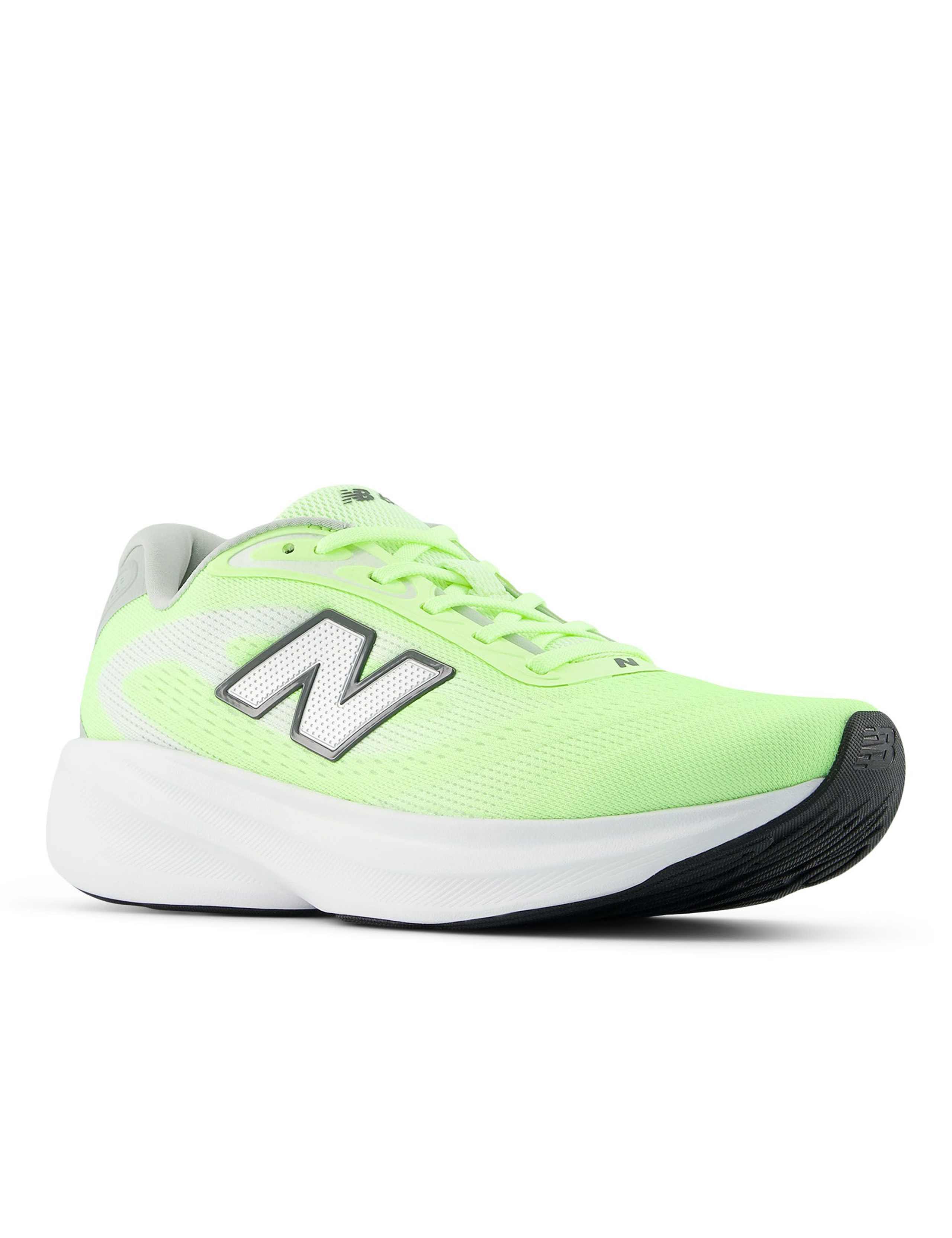 Fresh Foam 680 V9 Trainers 3 of 5