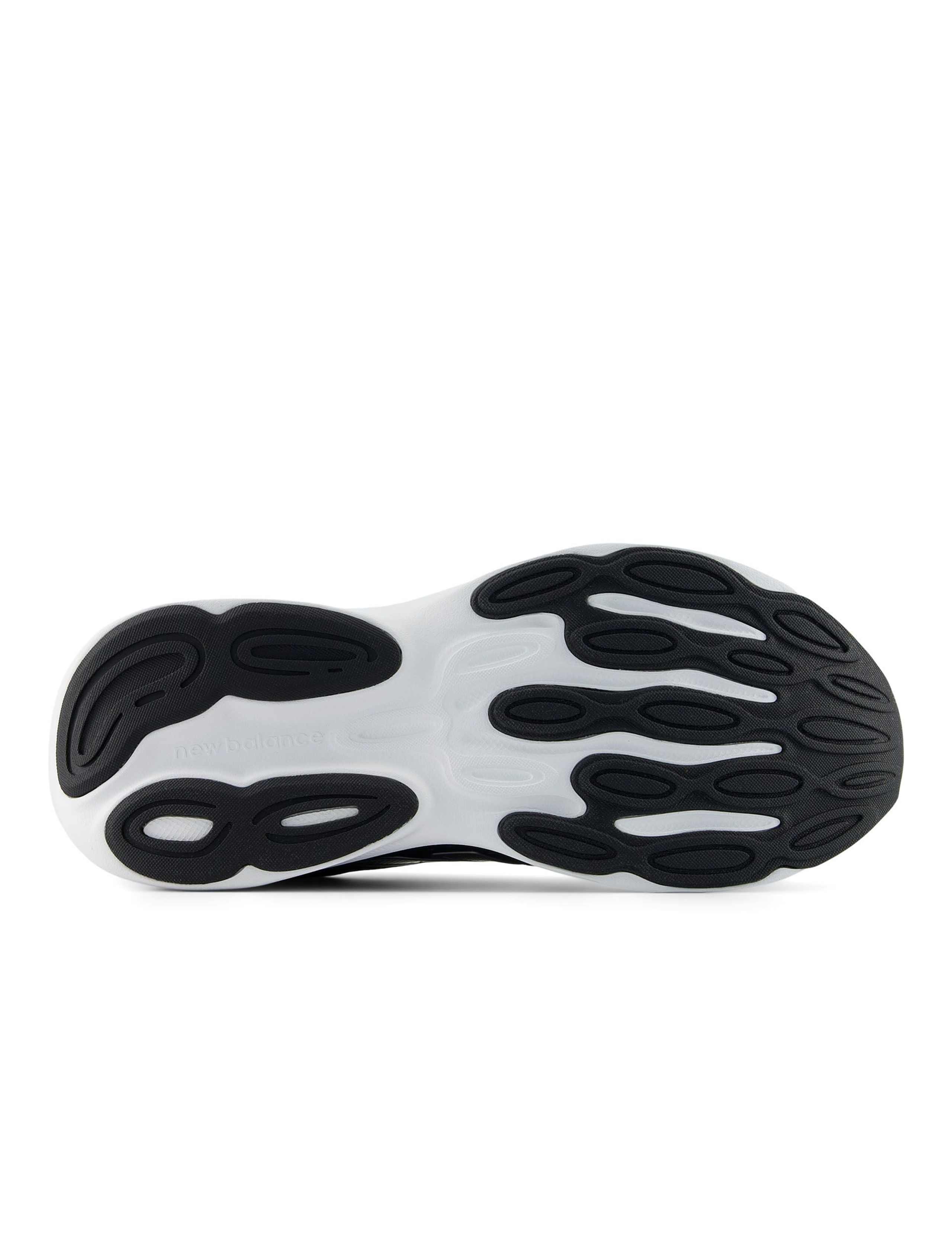 Fresh Foam 680 V9 Trainers 4 of 7