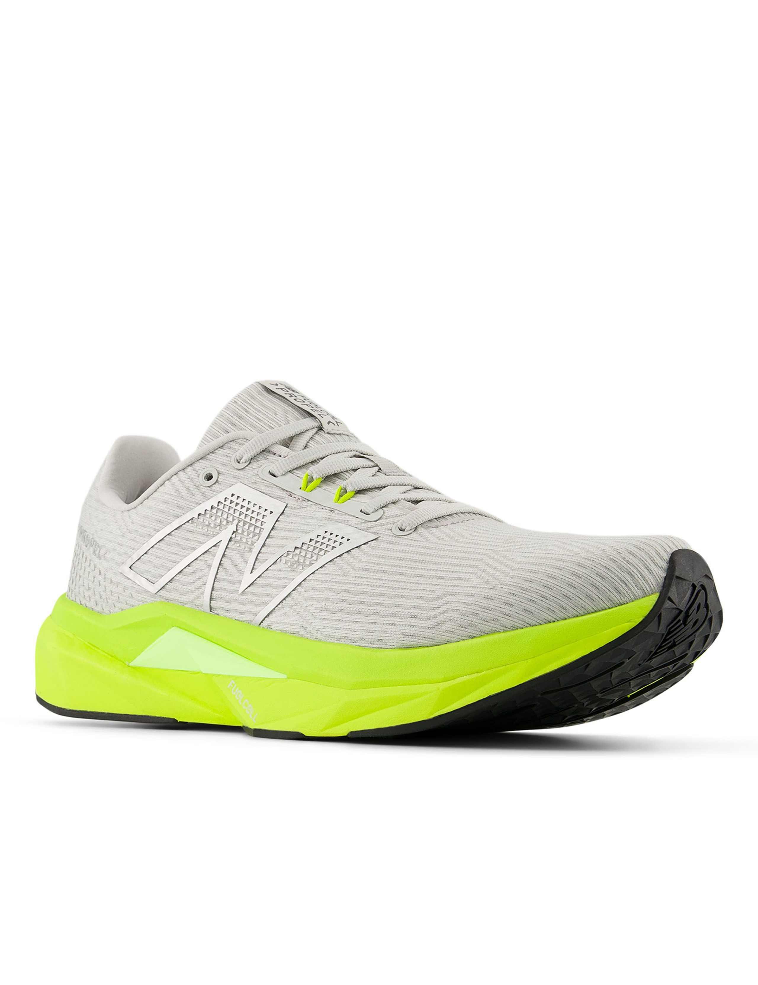 FuelCell Propel V5 Trainers 6 of 8