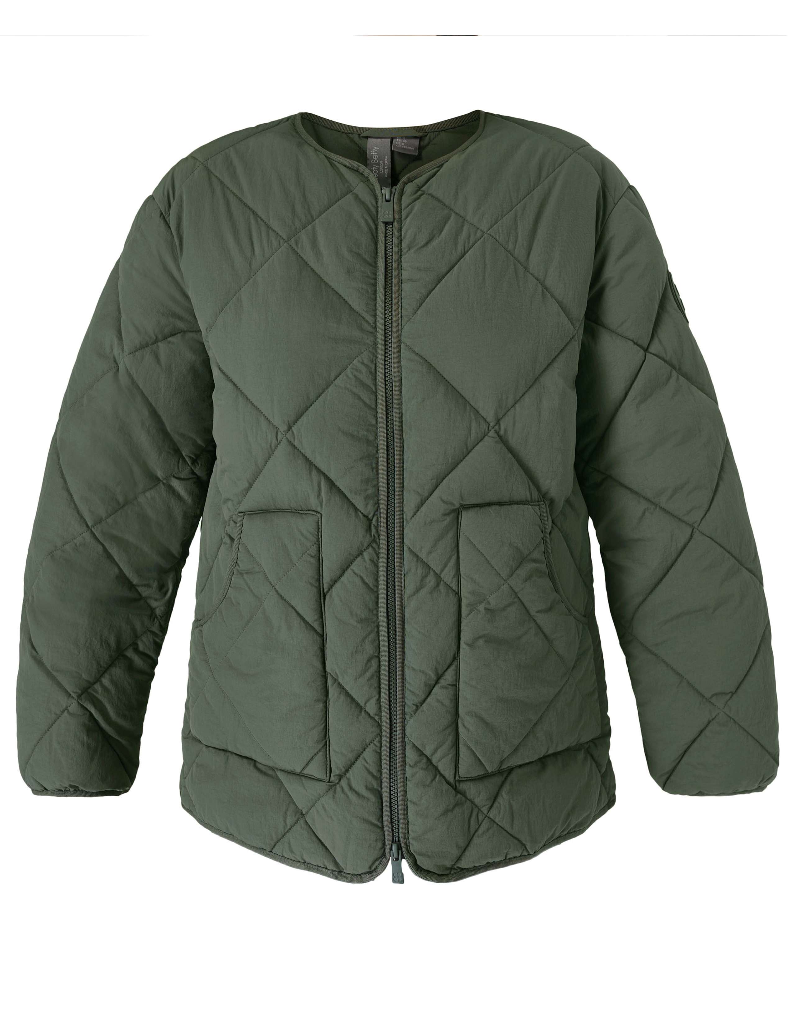 On The Move Quilted Jacket 8 of 8