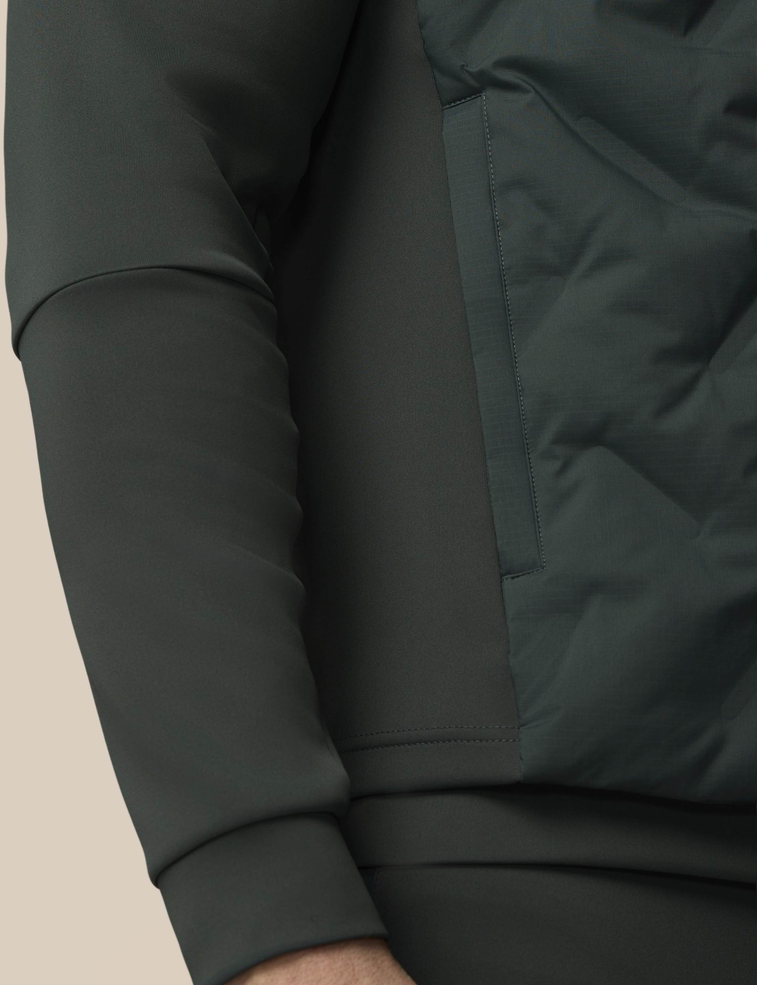 Water Resistant Quilted Gilet 4 of 6