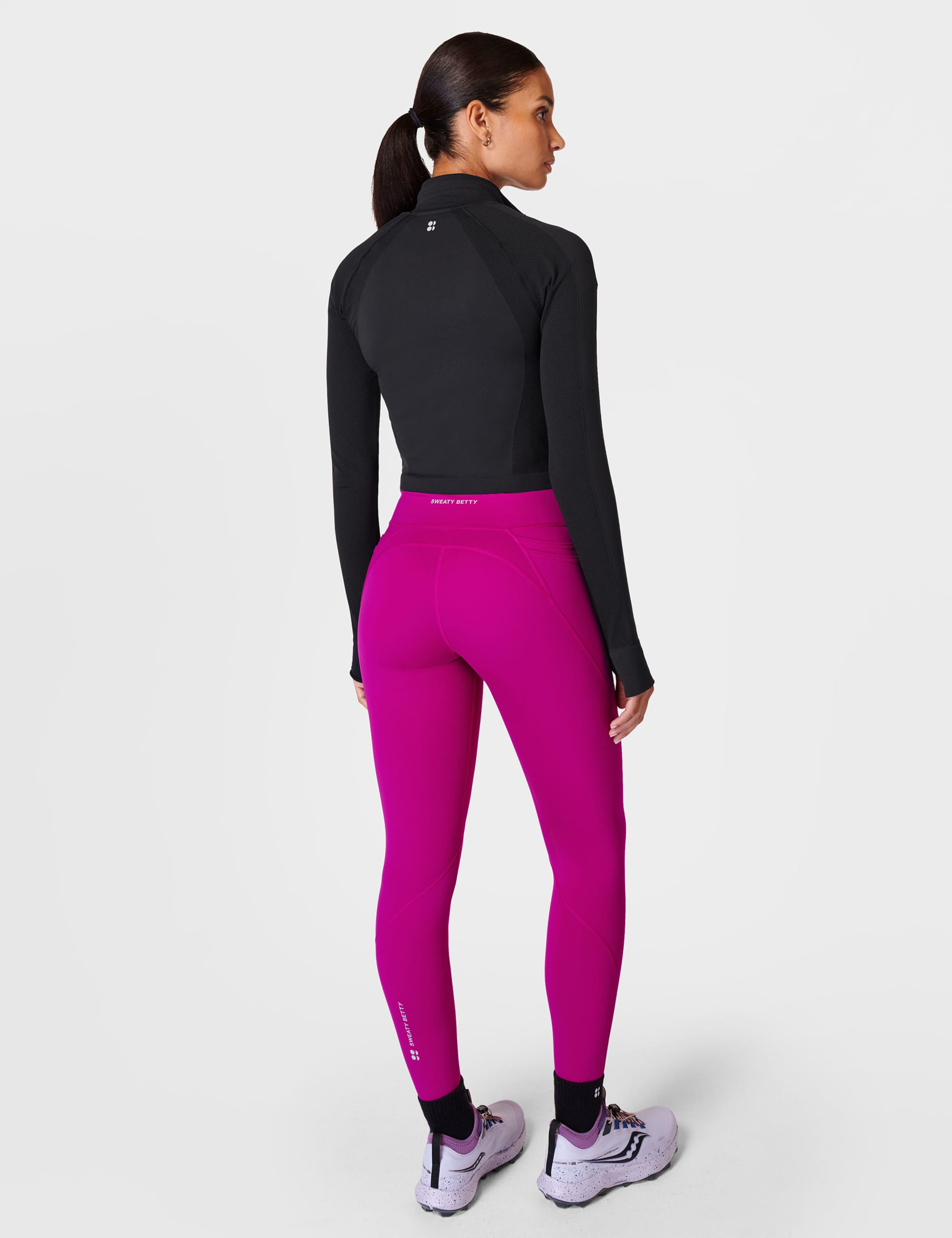 Athlete Seamless Zip Up Cropped Jacket 4 of 7