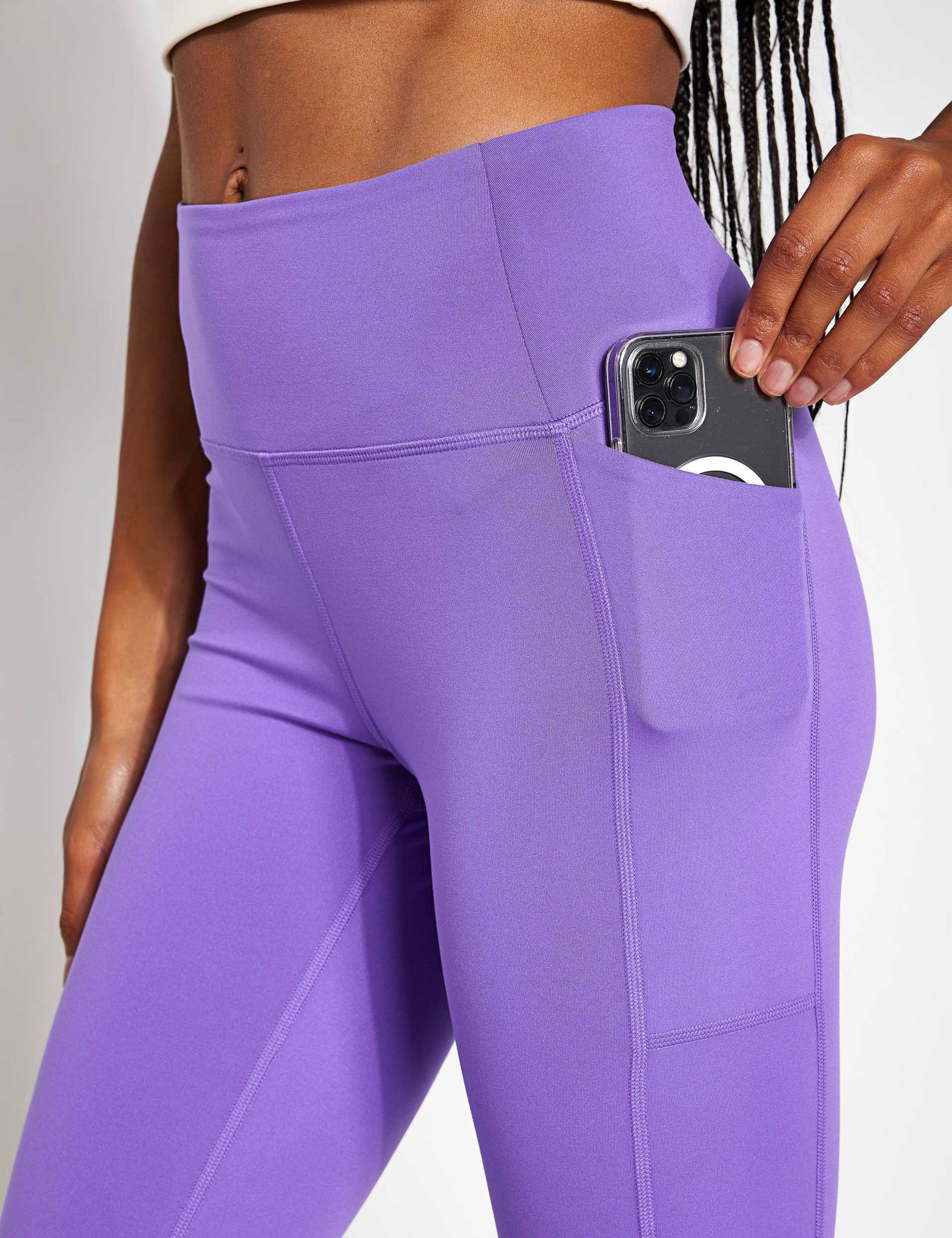 Pocket High Waisted 7/8 Leggings 3 of 5