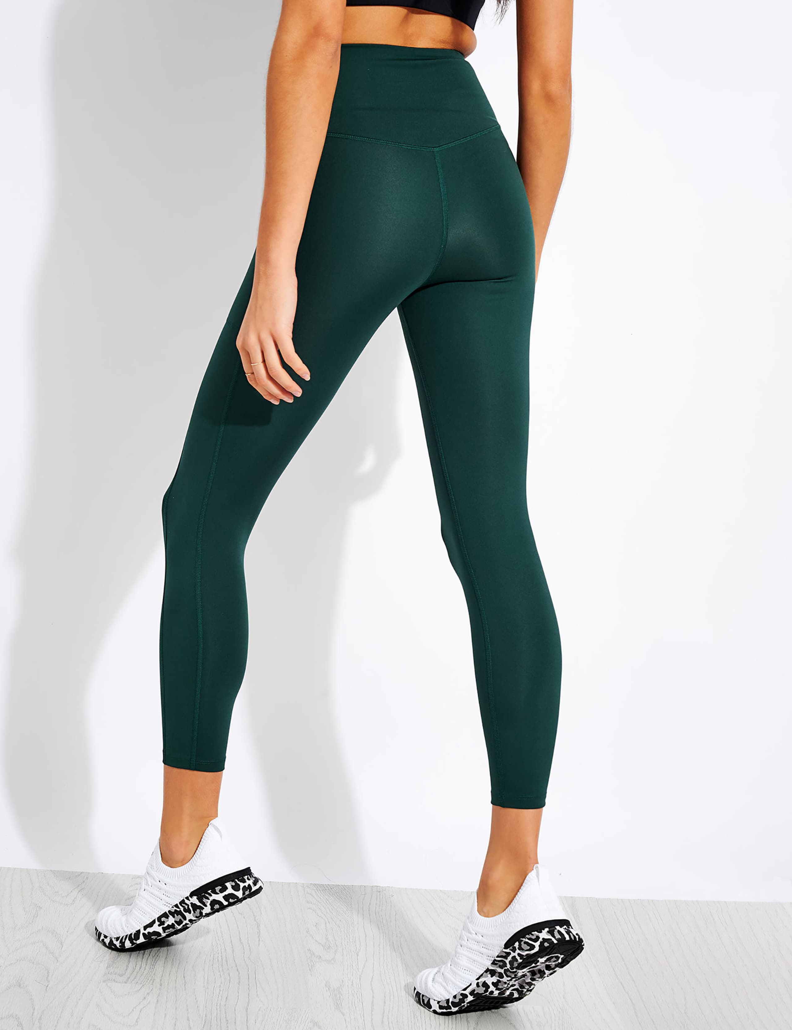 Pocket High Waisted 7/8 Leggings 3 of 4
