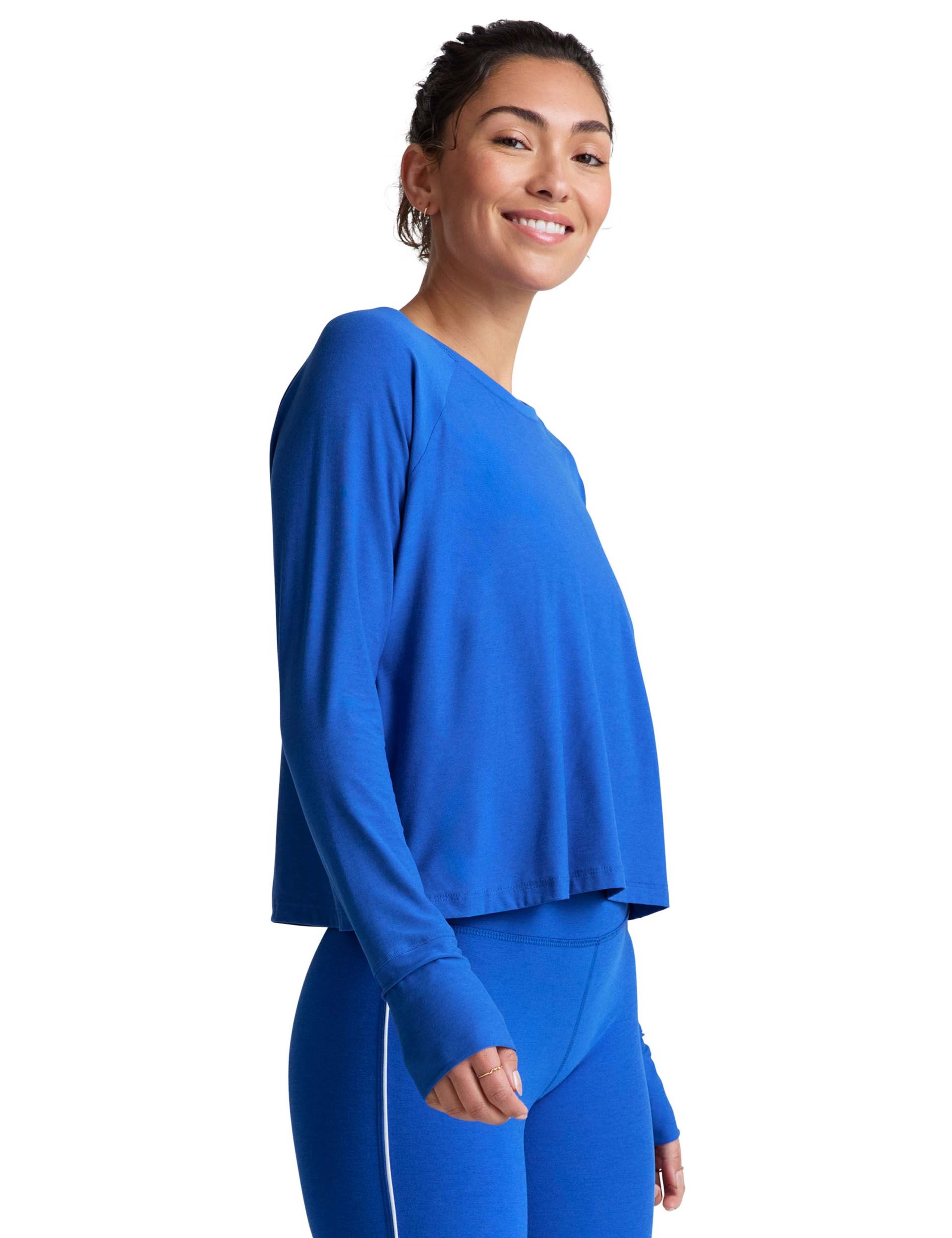 Featherweight Daydreamer Crew Neck Yoga Top 3 of 4