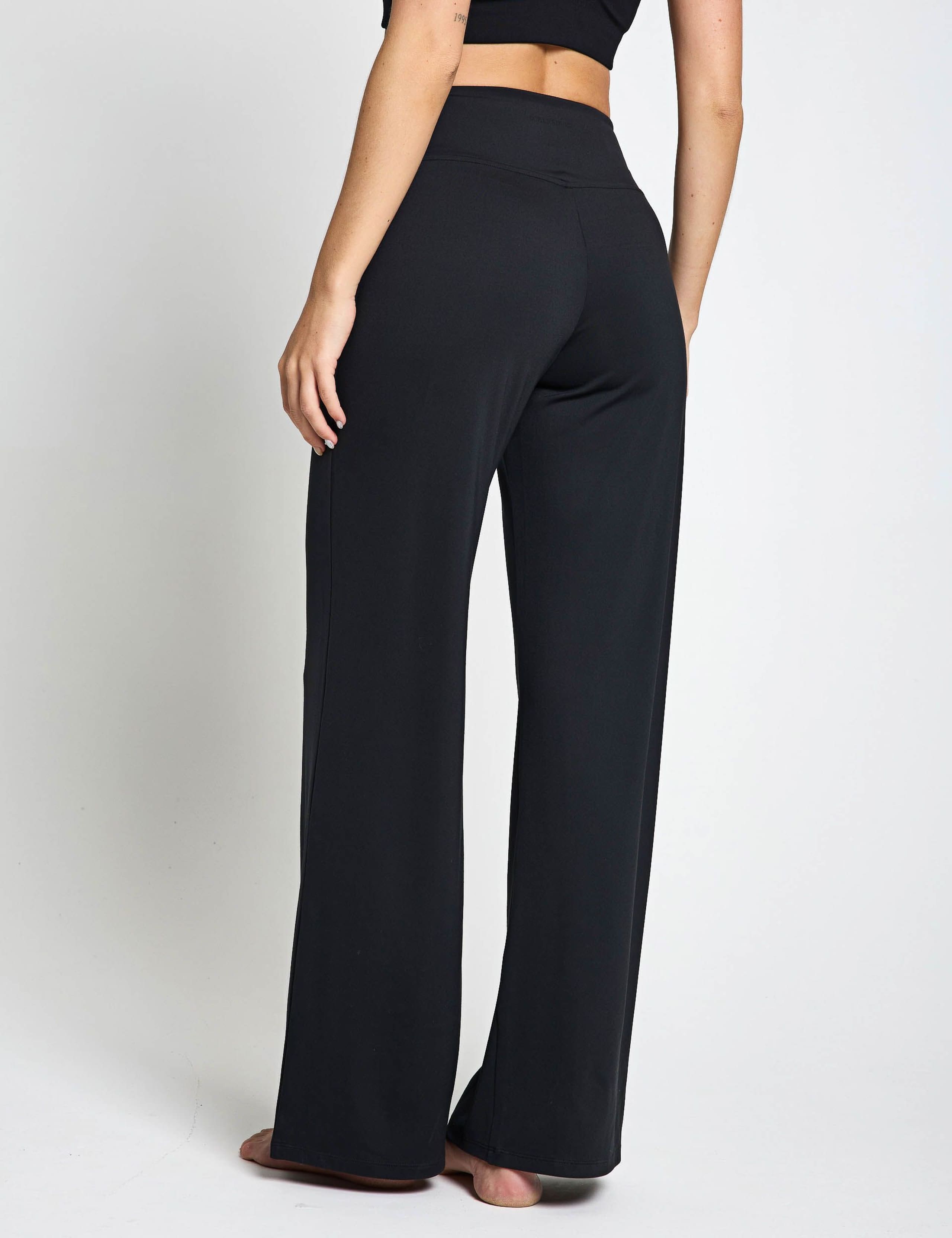 Jada Float High Waisted Straight Leg Joggers 3 of 4