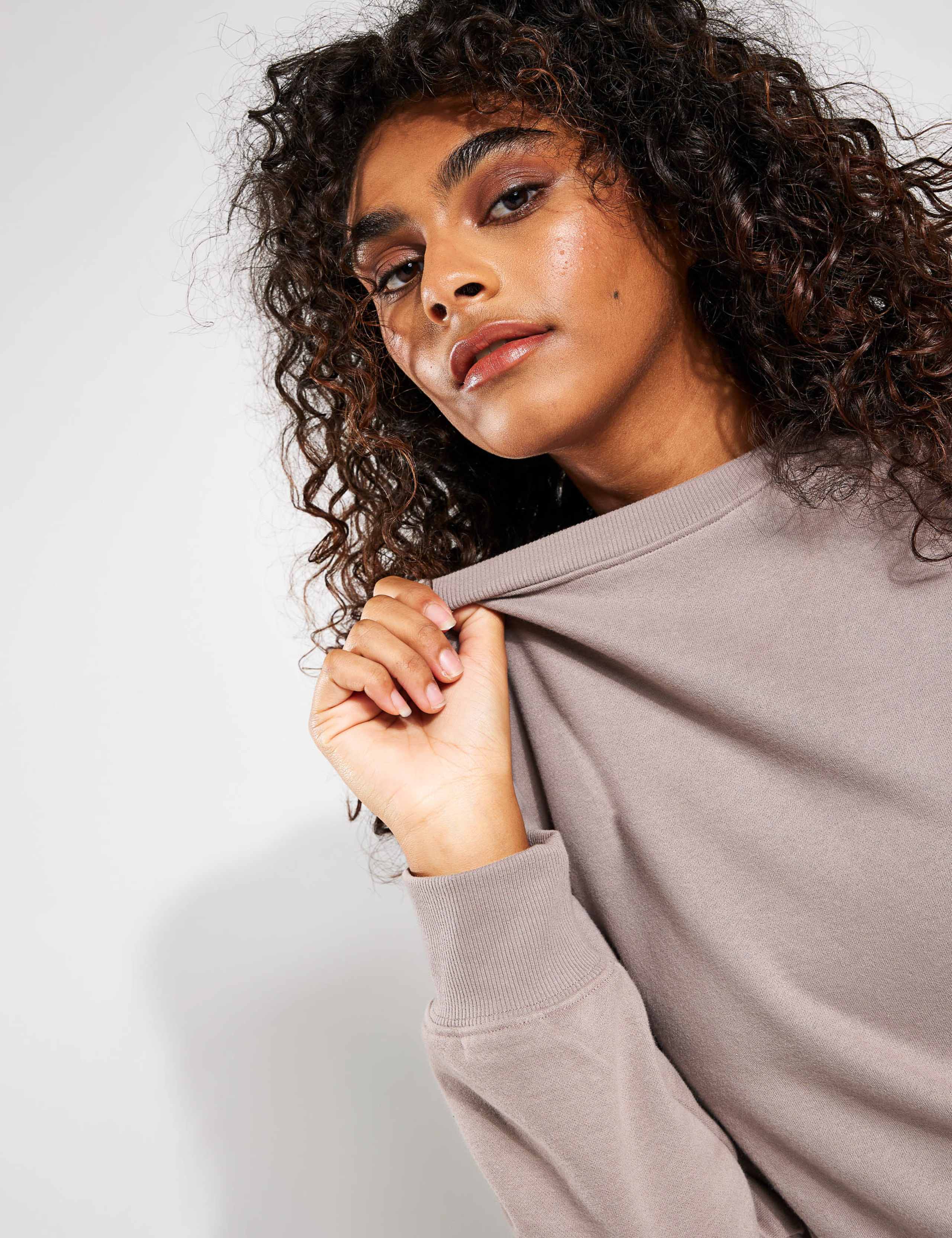 On The Go Cotton Rich Crew Neck Sweatshirt 4 of 4