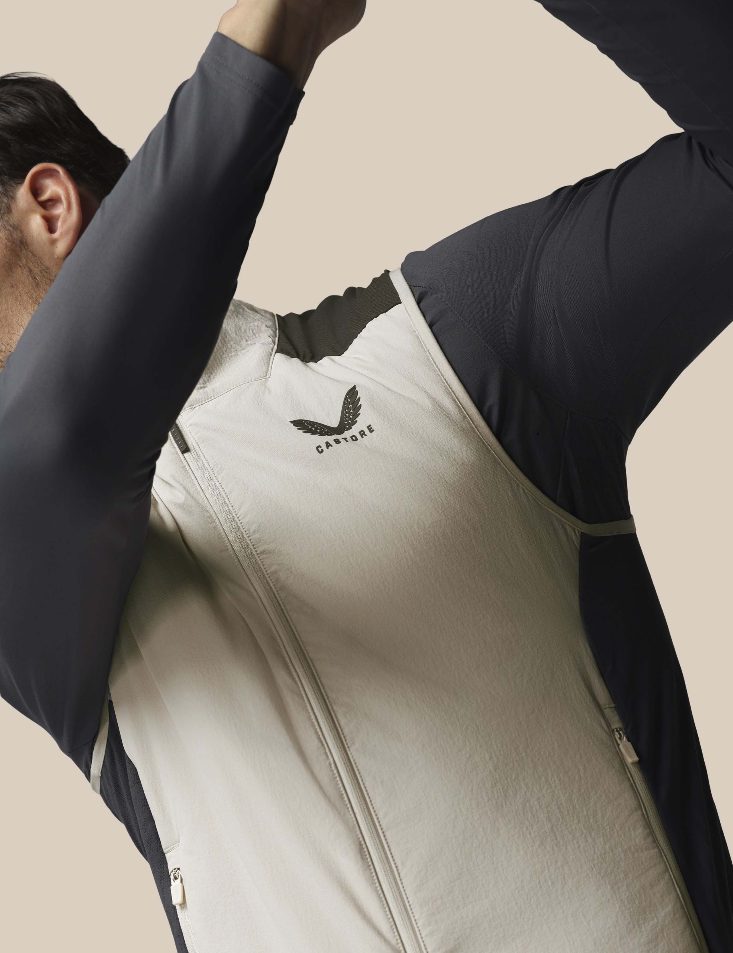 Technical Lightweight Zip Up Golf Gilet 4 of 6