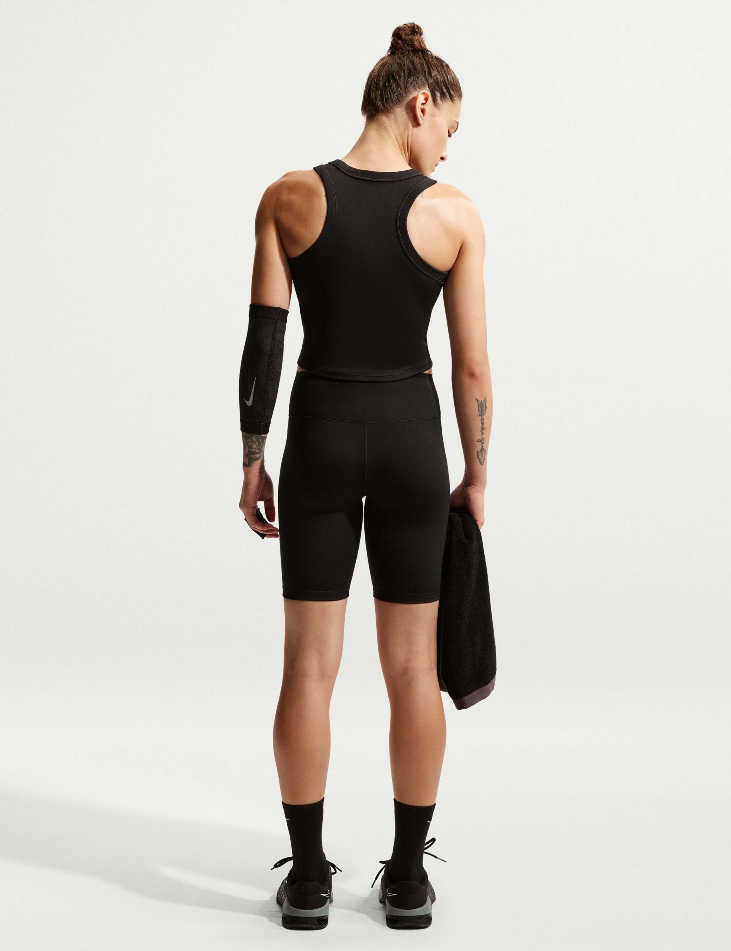 One High Waisted Shorts 4 of 7