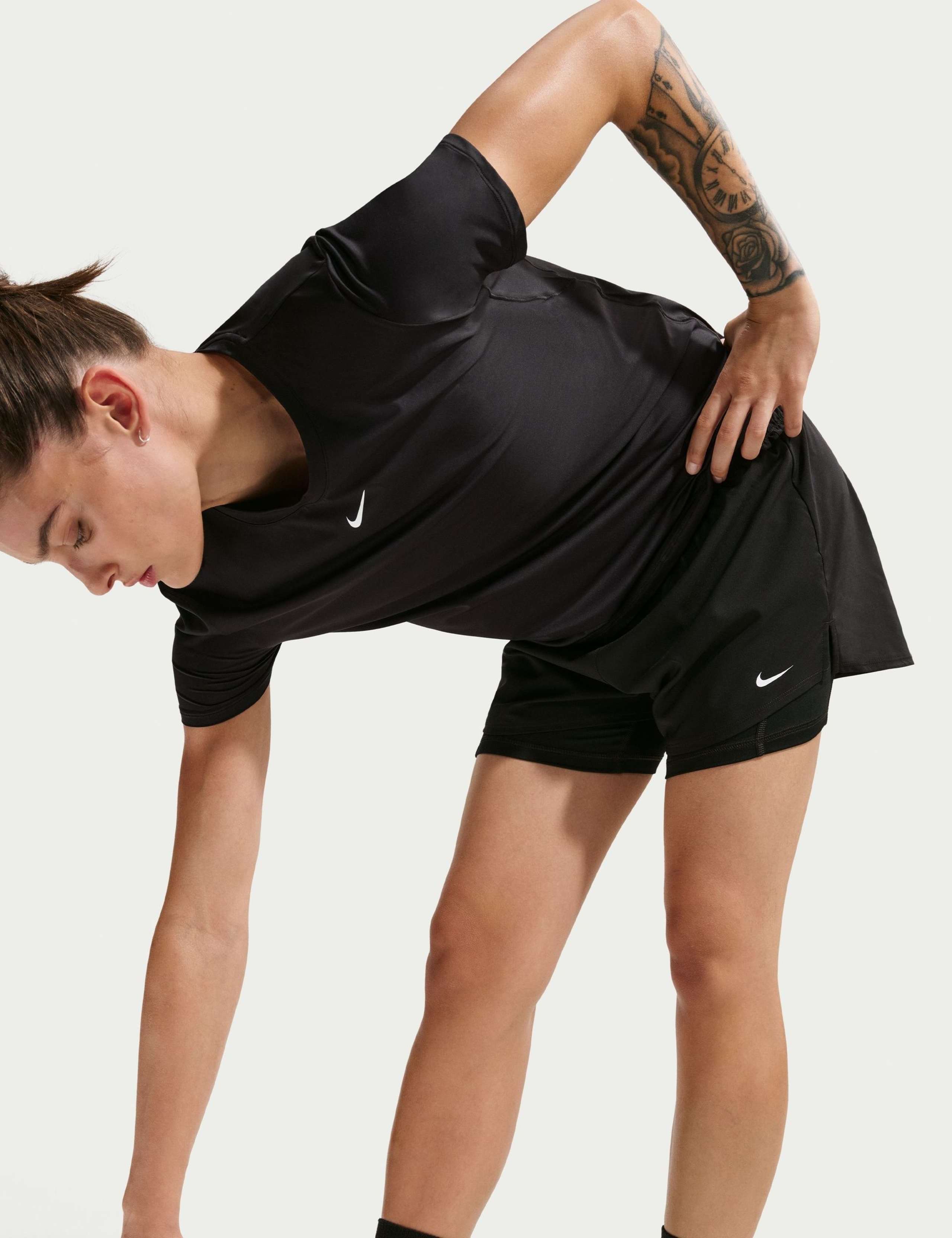 One Dri-FIT High Waisted 2-in-1 Shorts 5 of 6