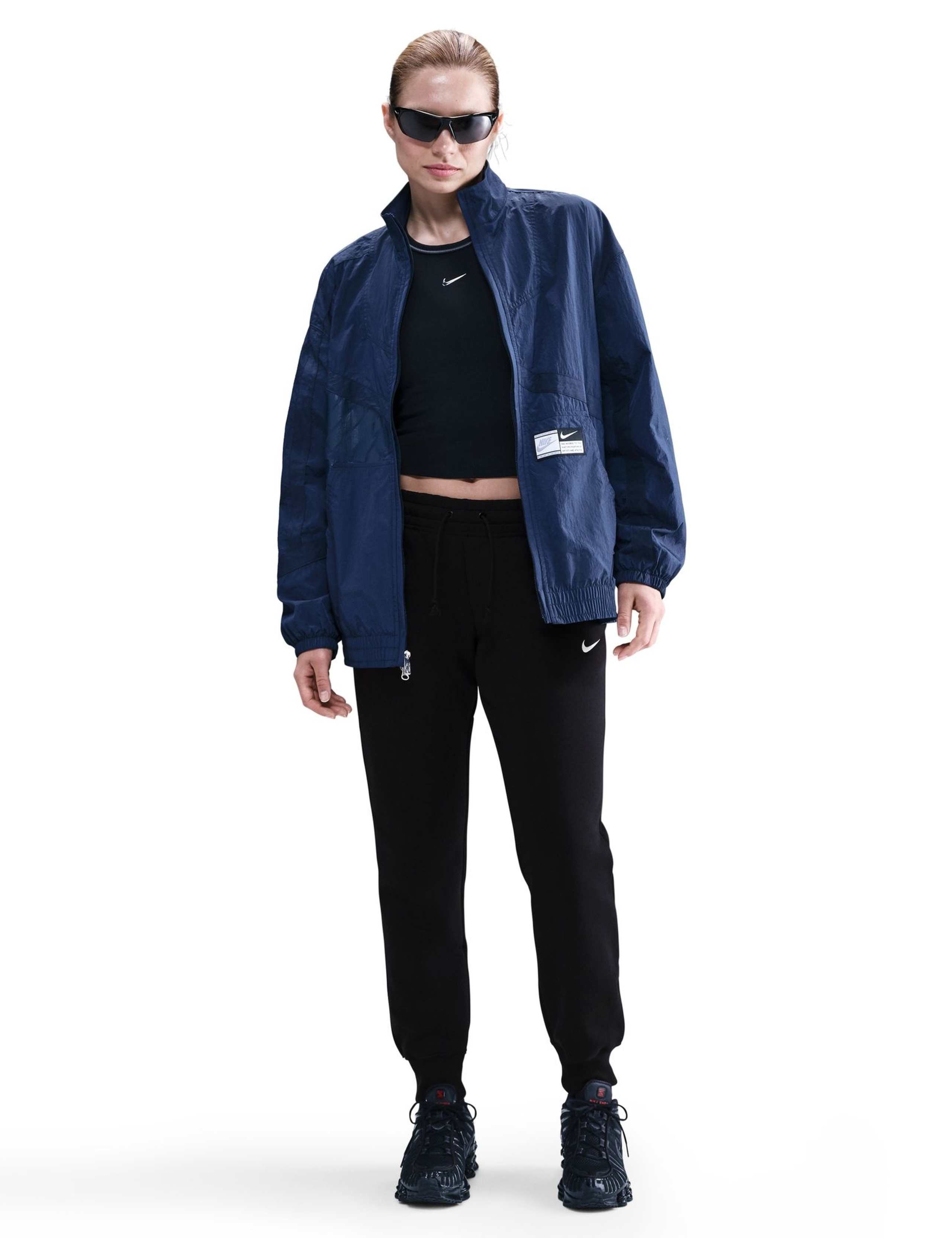 Phoenix Fleece Tapered Joggers 2 of 6