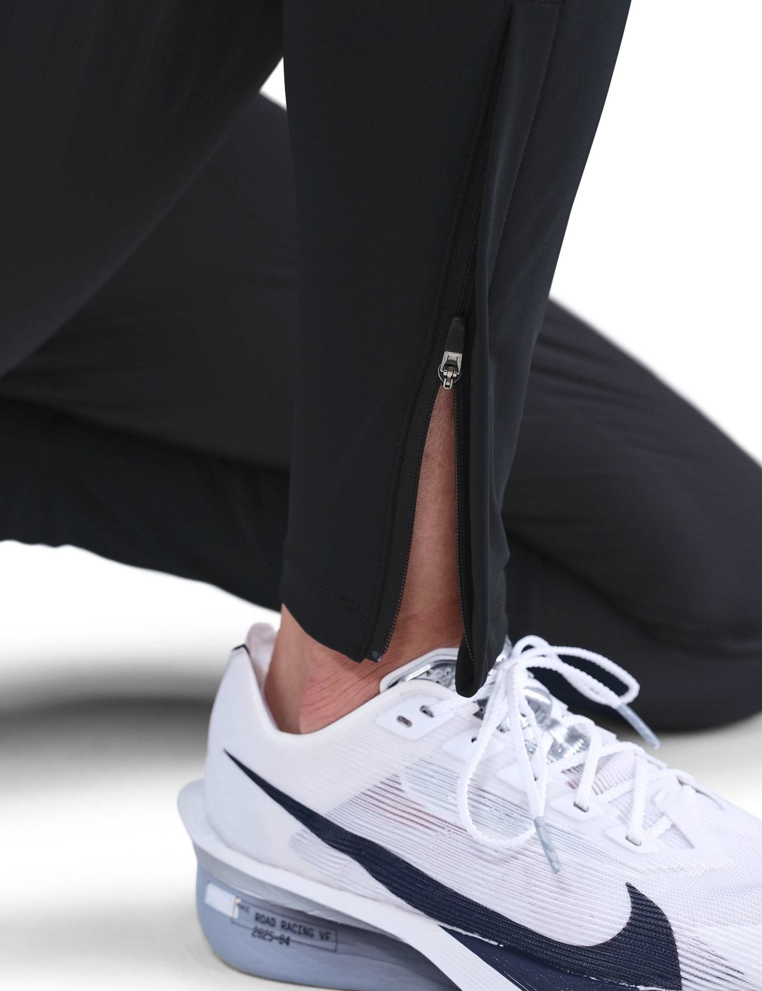 Swift Dri-FIT Mid-Rise Running Joggers 5 of 6