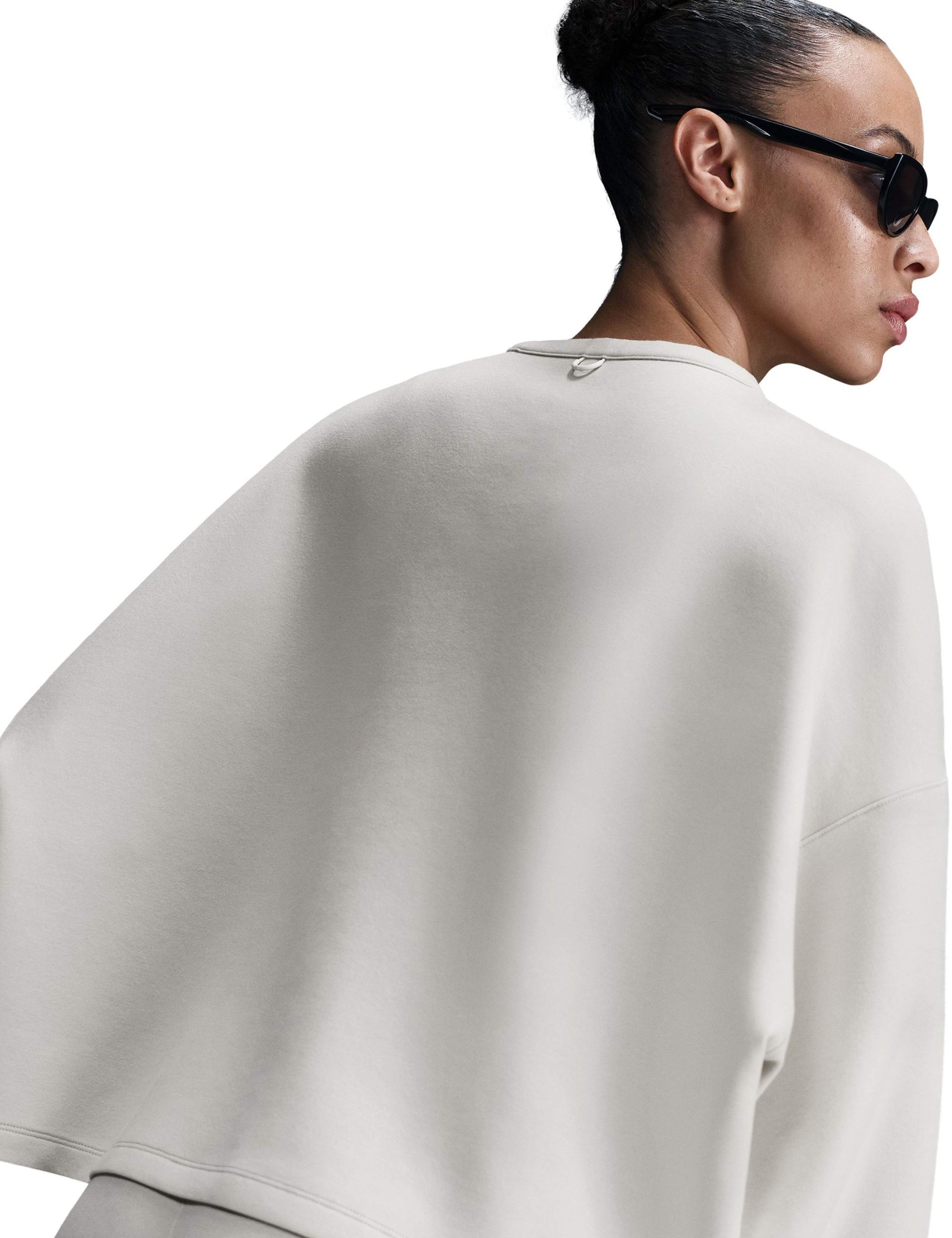 24.7 Impossibly Soft Dri-Fit Crew Neck Top 5 of 5