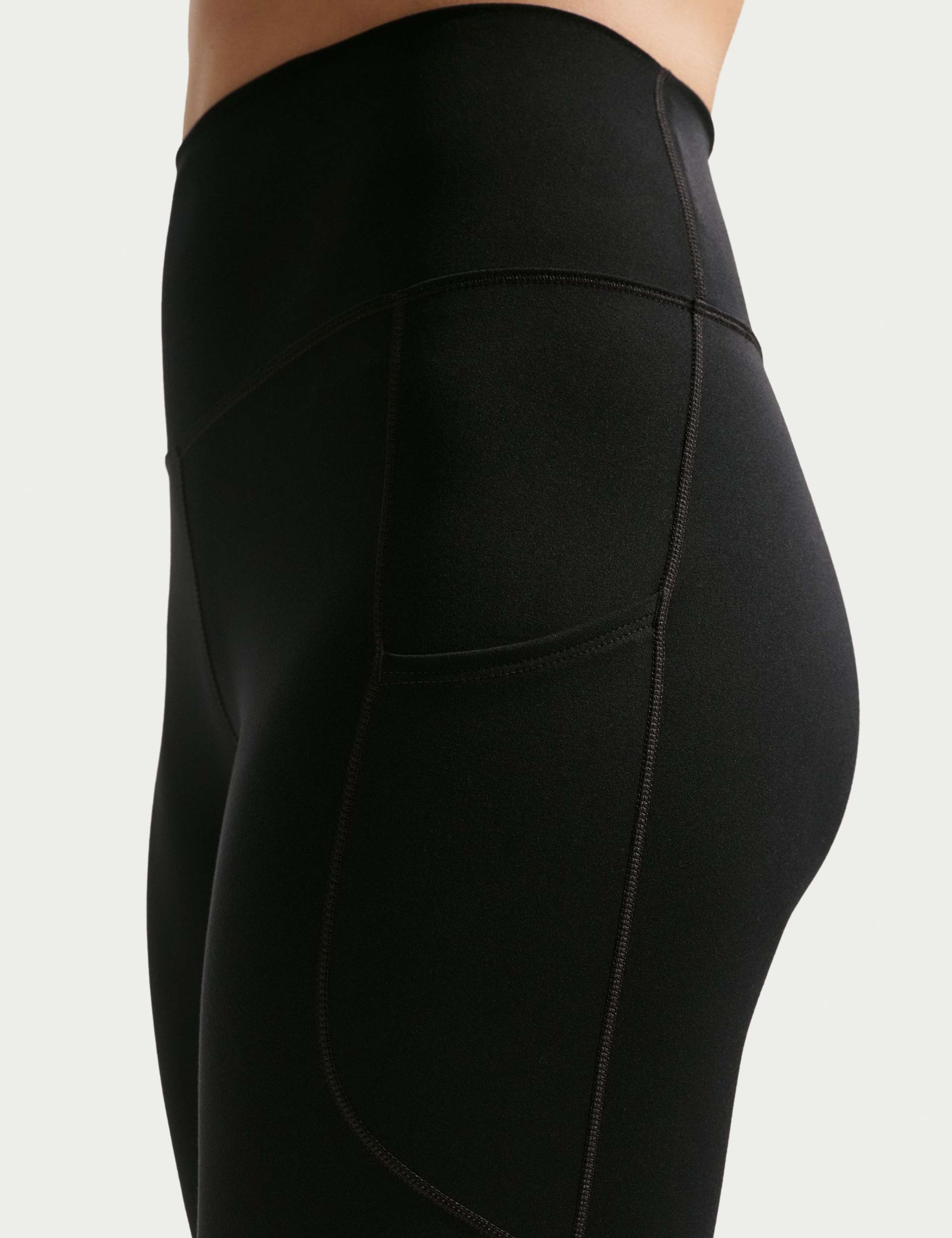 One High-Waisted 7/8 Leggings 7 of 7