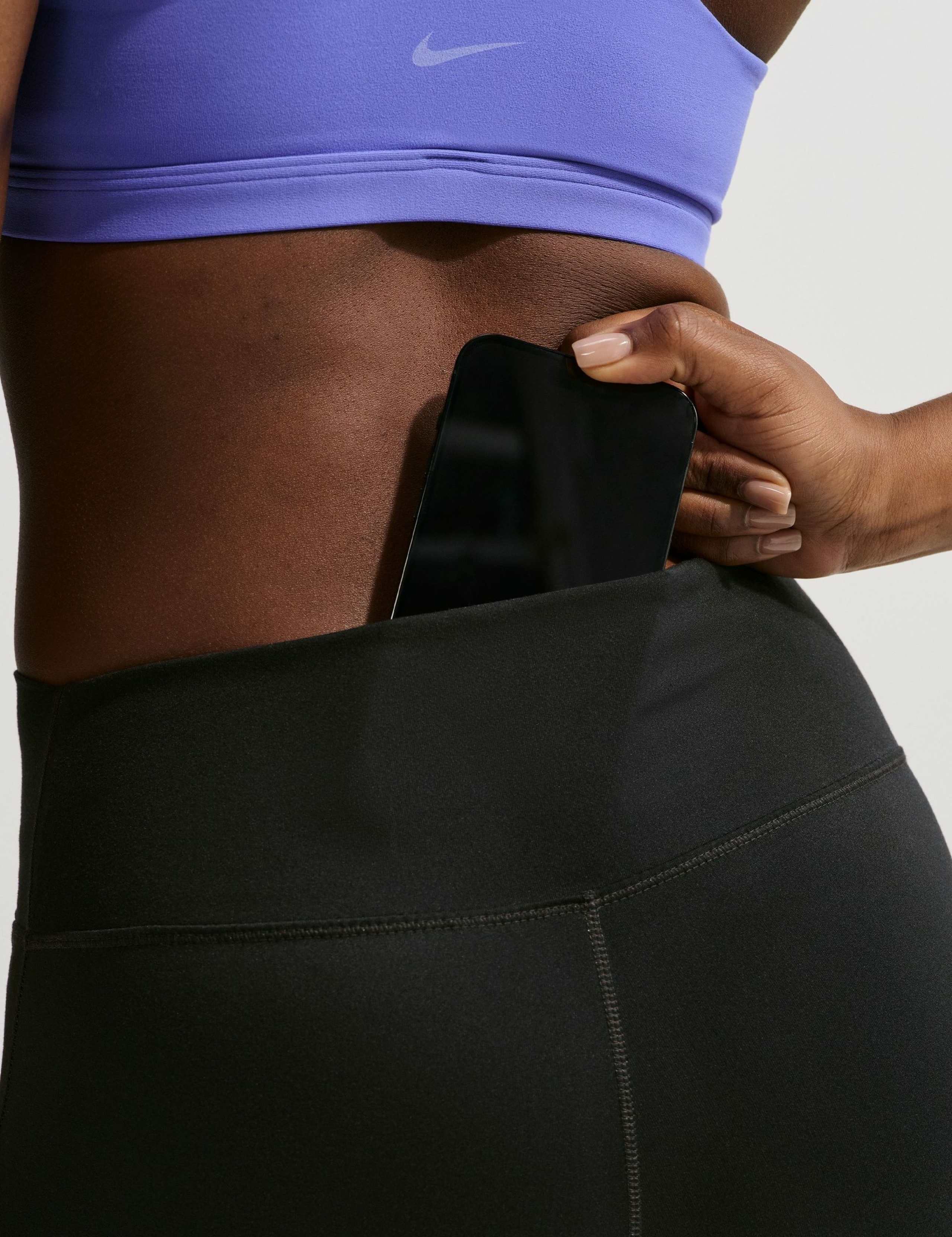 One High-Waisted Flared Leggings 4 of 6