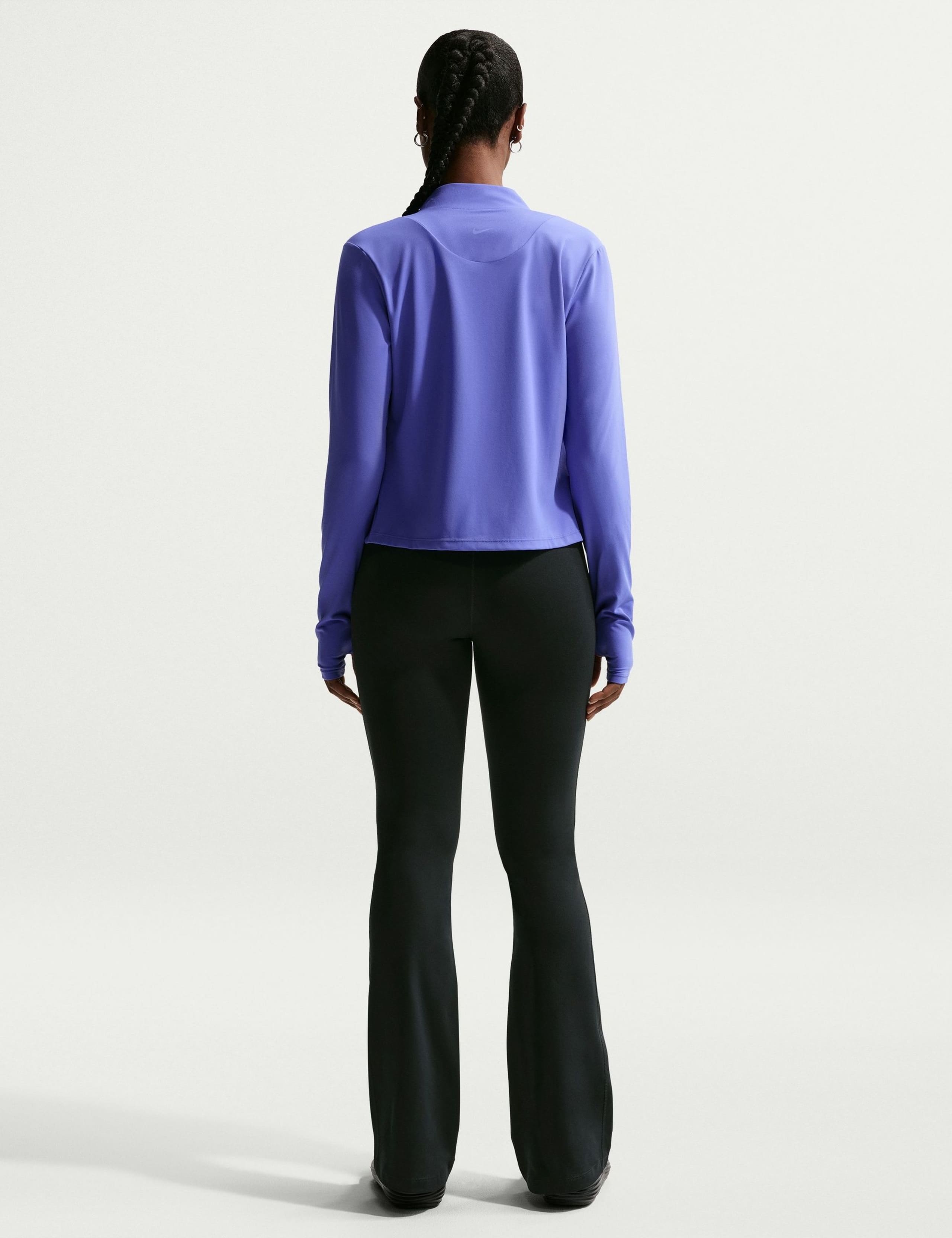 One High-Waisted Flared Leggings 6 of 6