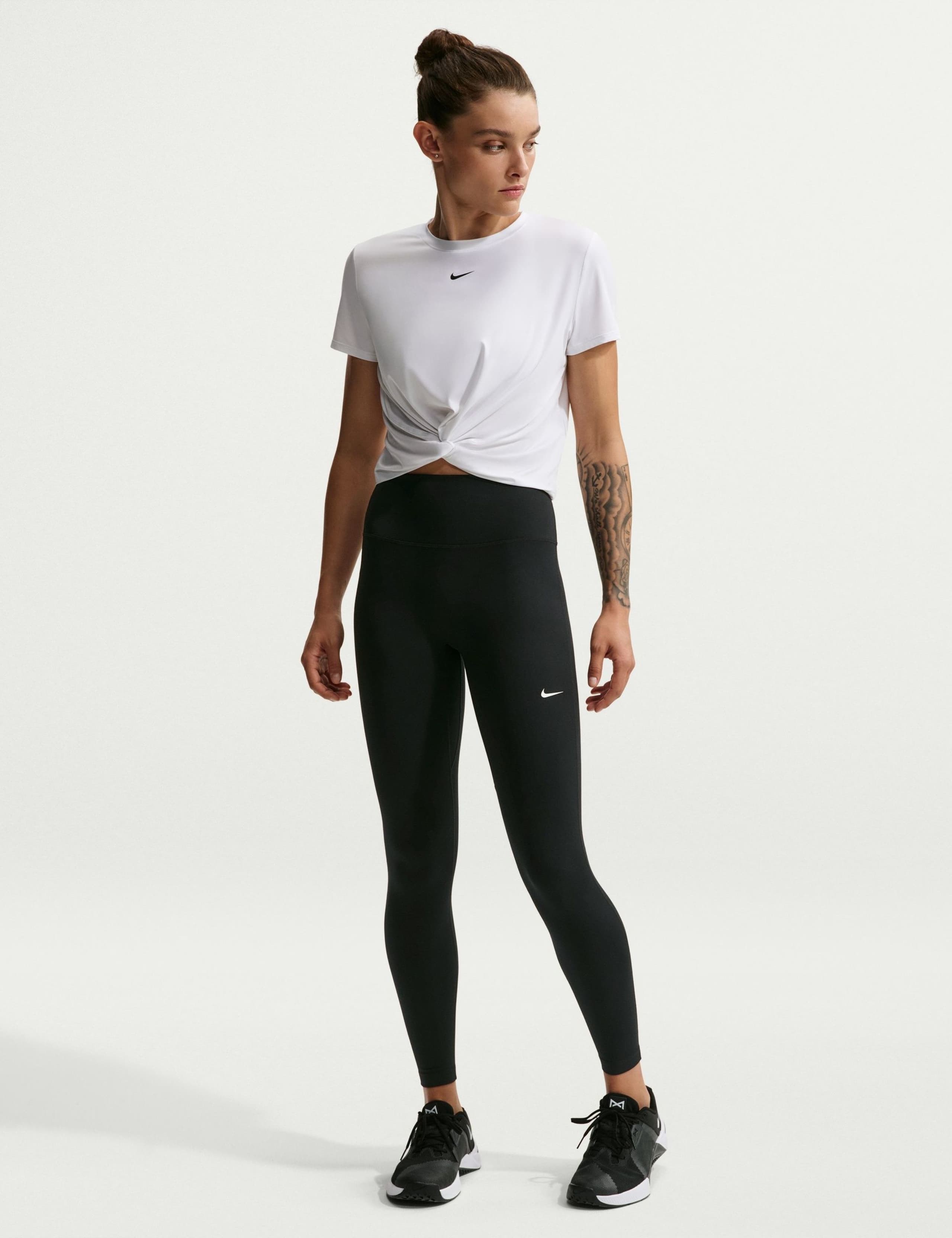 One Seamless Front High-Waisted Leggings 2 of 6