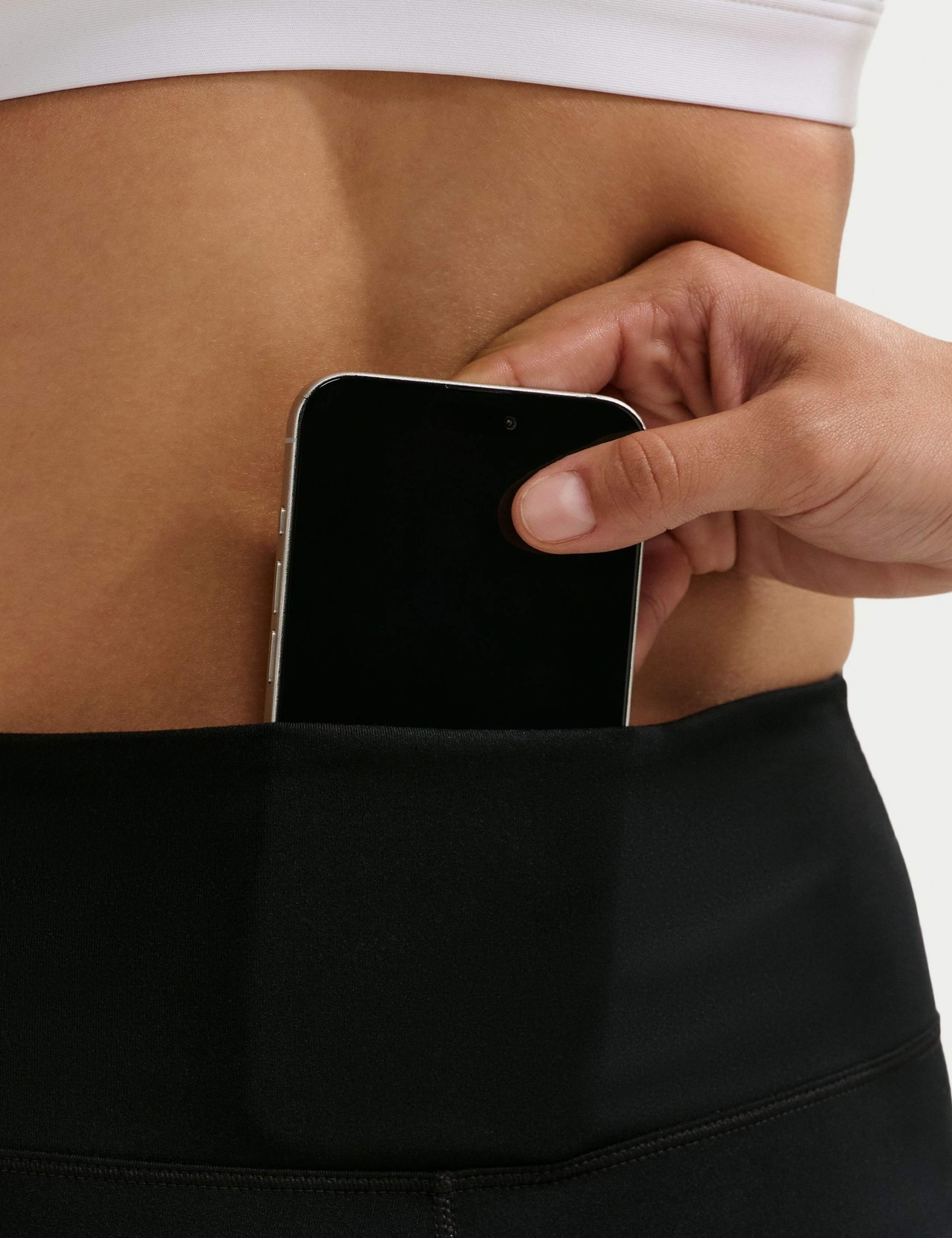 One Seamless Front High-Waisted Leggings 3 of 6