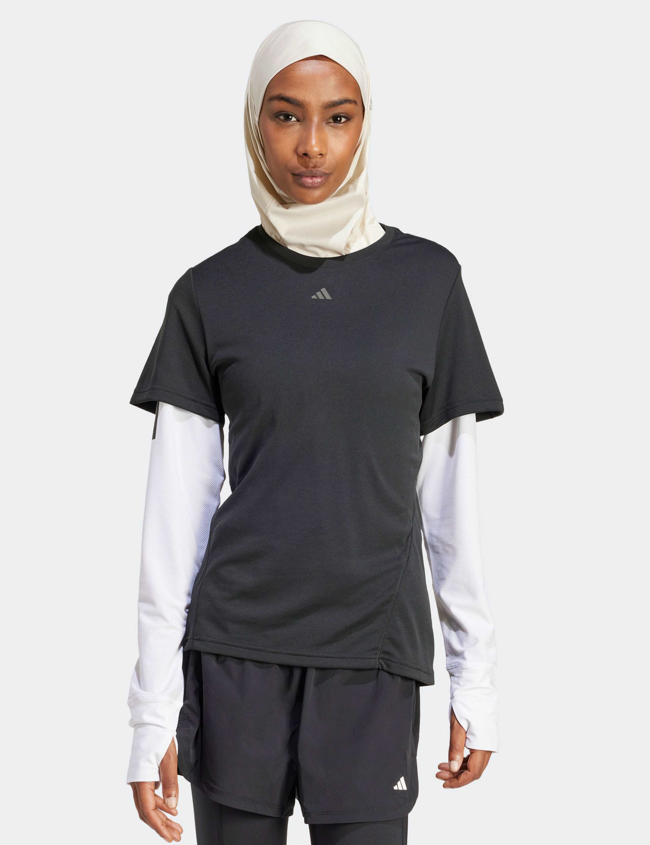 HEAT.RDY HIIT Crew Neck Training T-Shirt 1 of 6