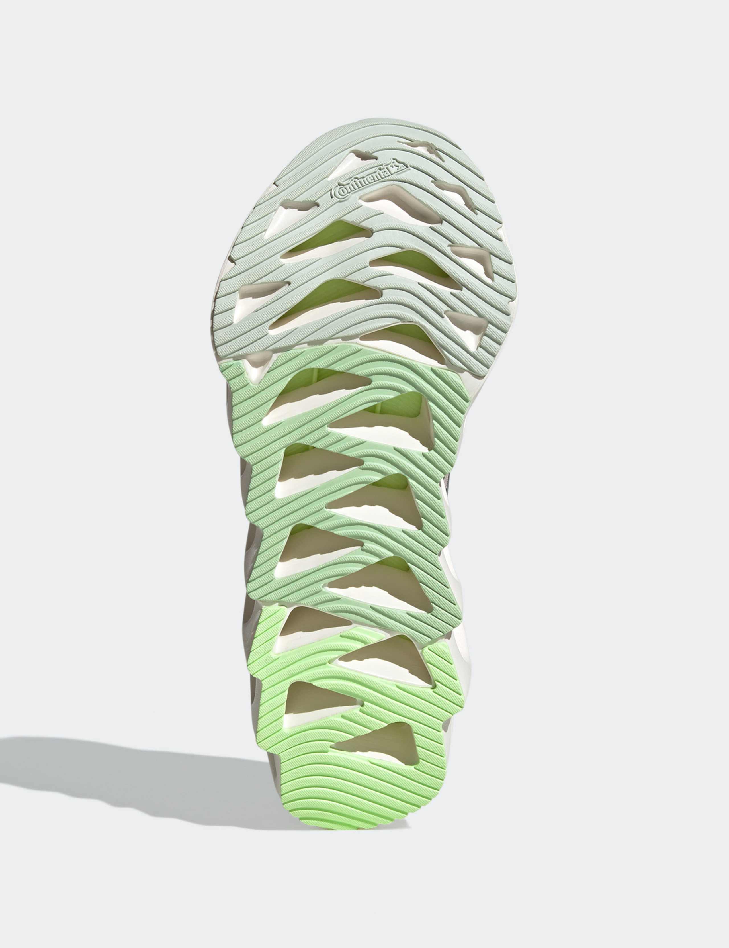 Switch FWD Running Trainers 5 of 6