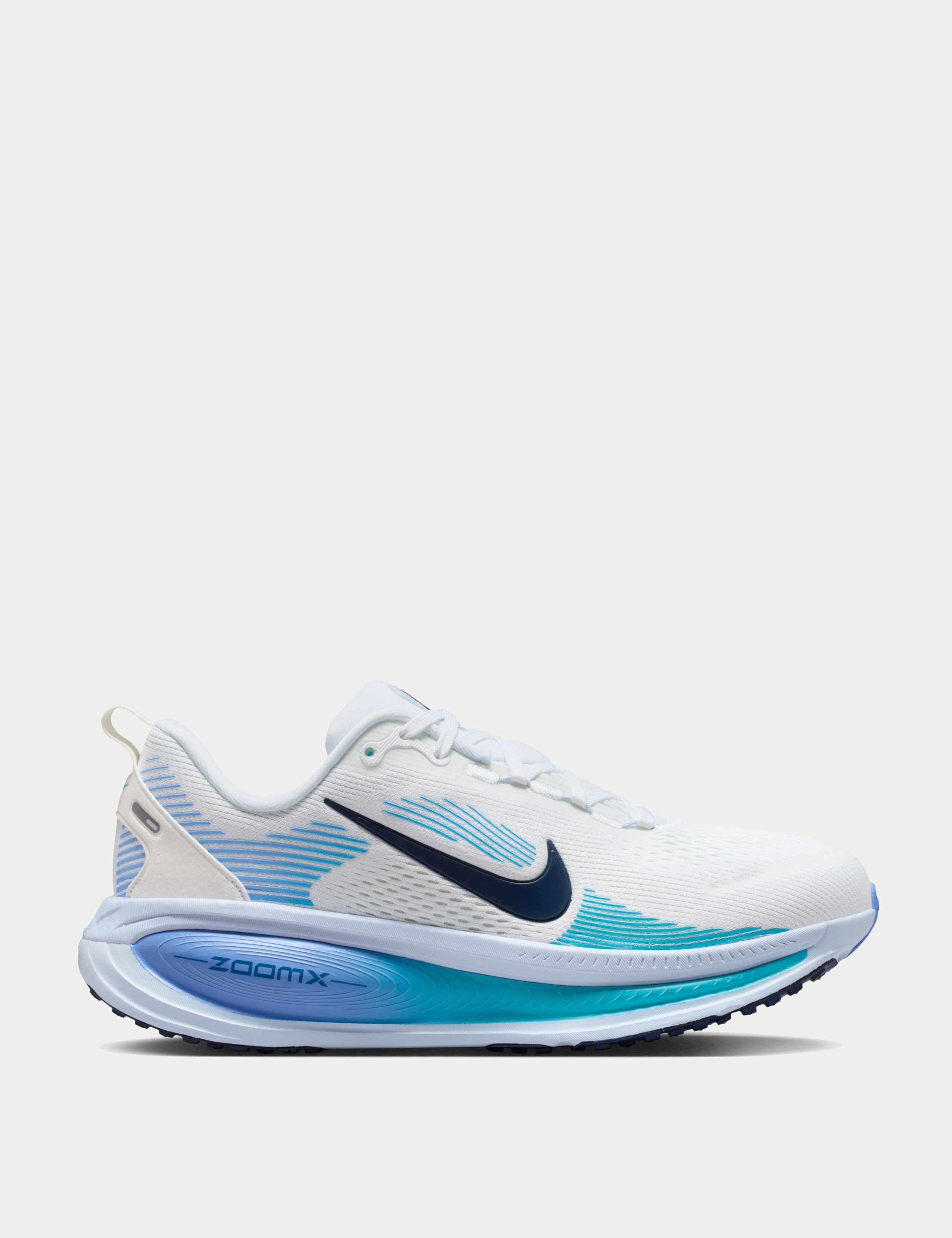 Vomero 18 Trainers 1 of 9