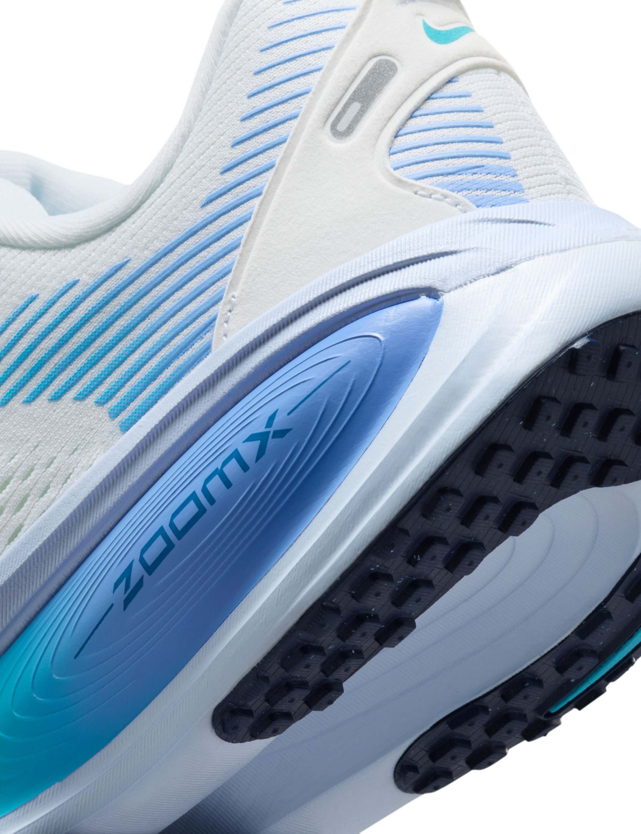 Vomero 18 Trainers 9 of 9