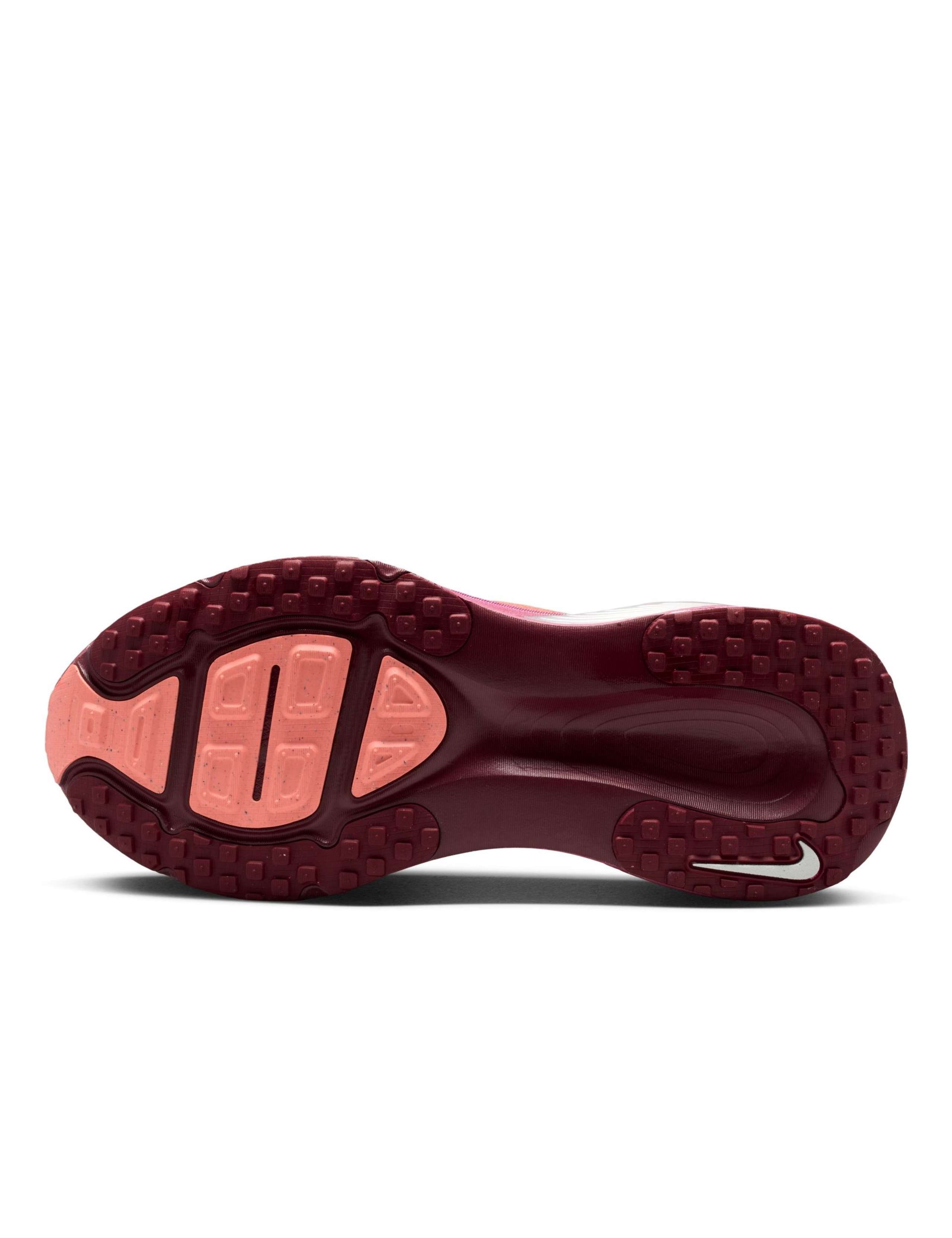 Vomero 18 Trainers 6 of 7