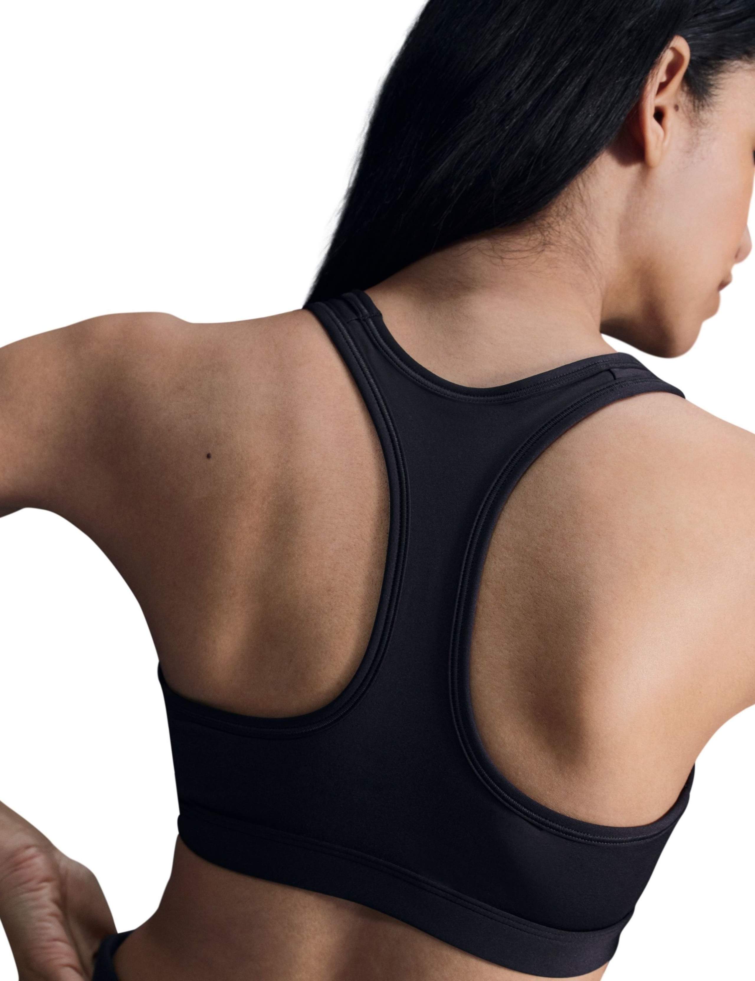 Swoosh Medium Support Sports Bra 5 of 6
