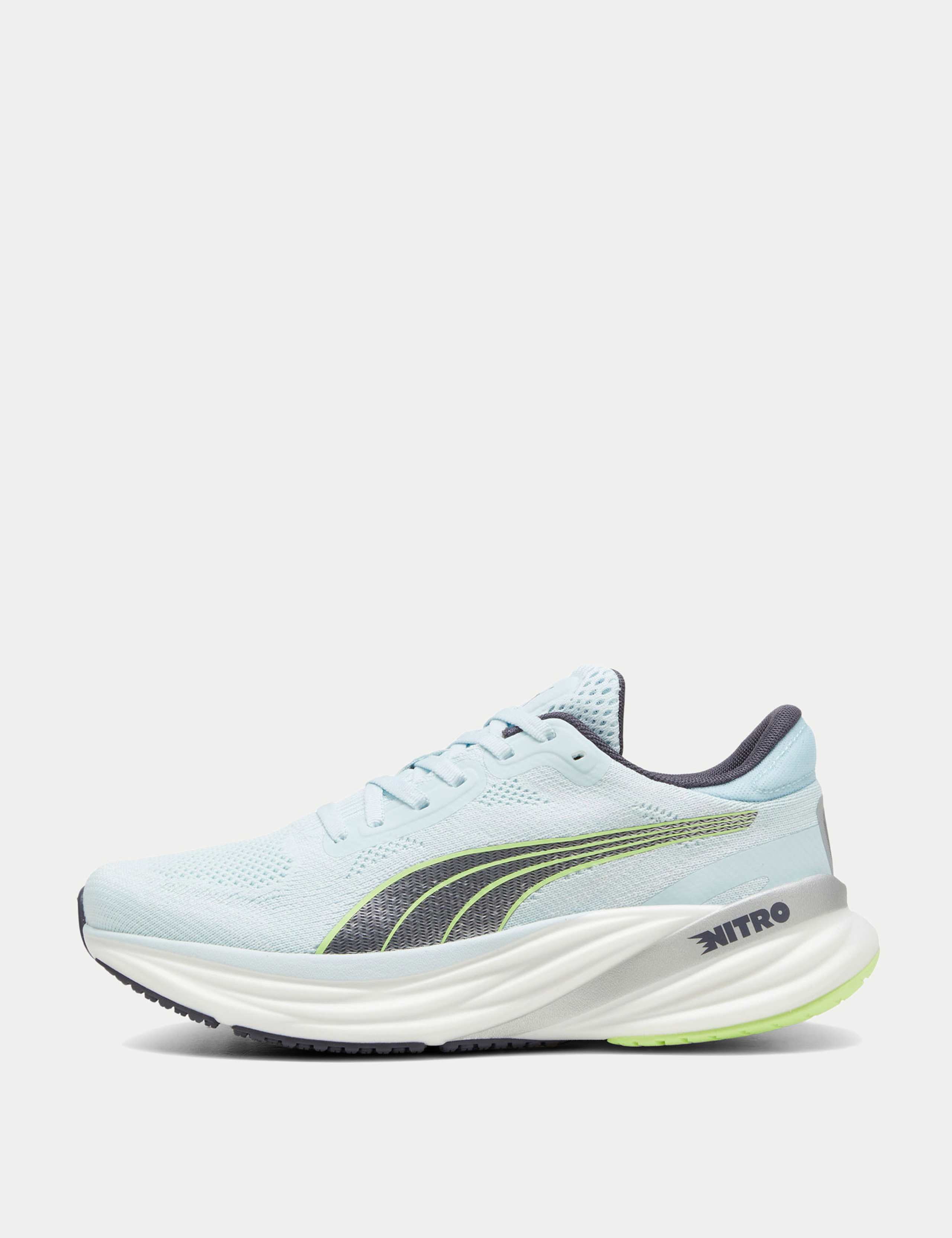 Magnify NITRO 2 Trainers 1 of 8