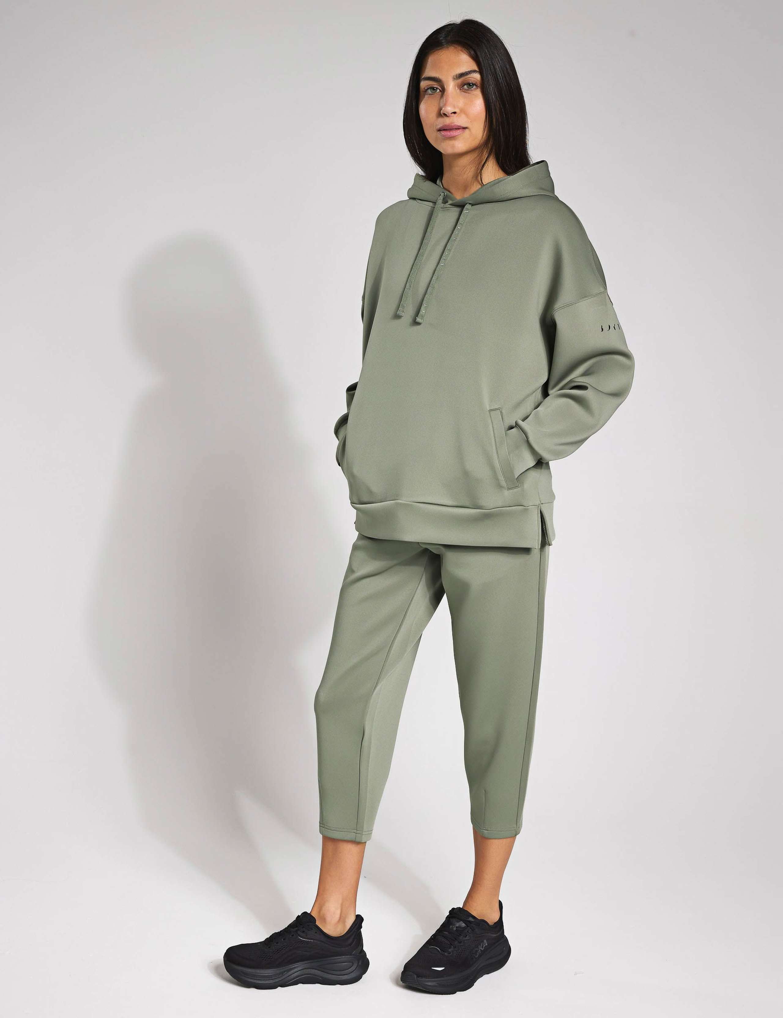 Isolde Relaxed Cropped Joggers 3 of 4