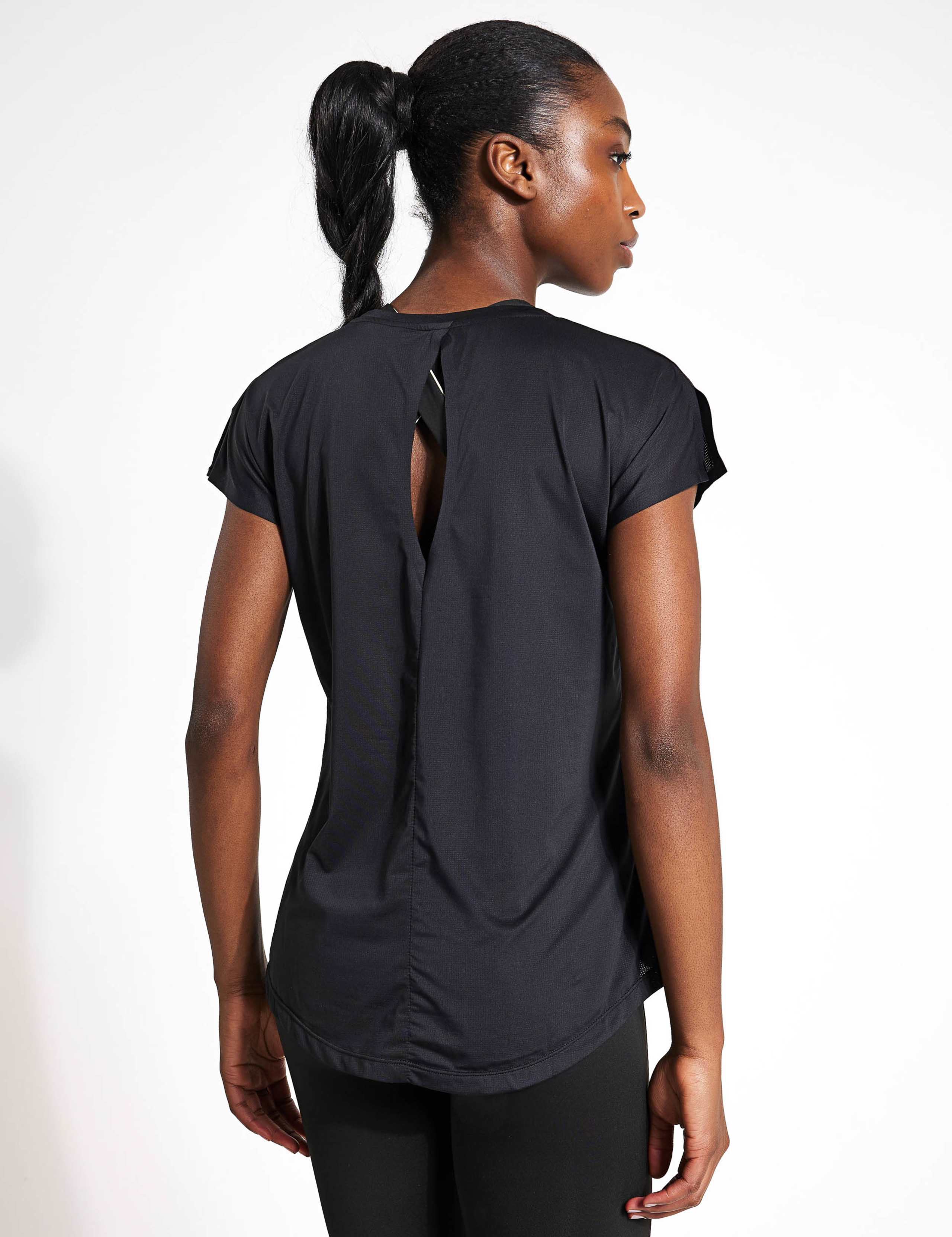 Aina Crew Neck T-Shirt 3 of 4