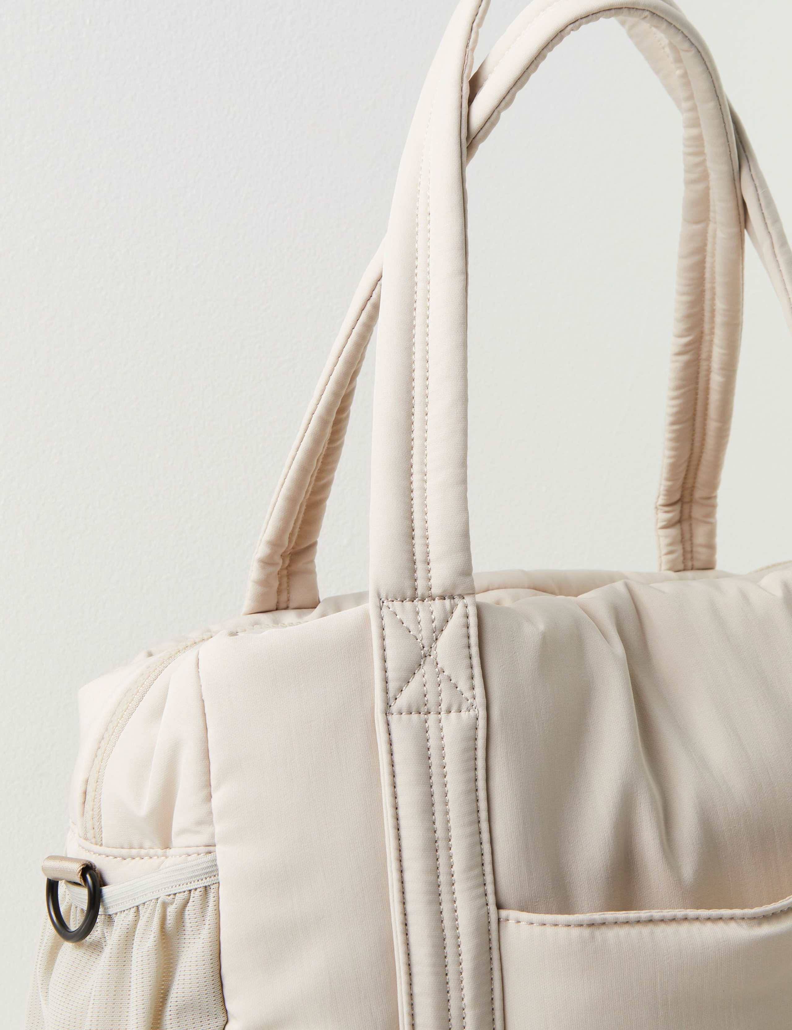 MVP Duffle Bag 2 of 4