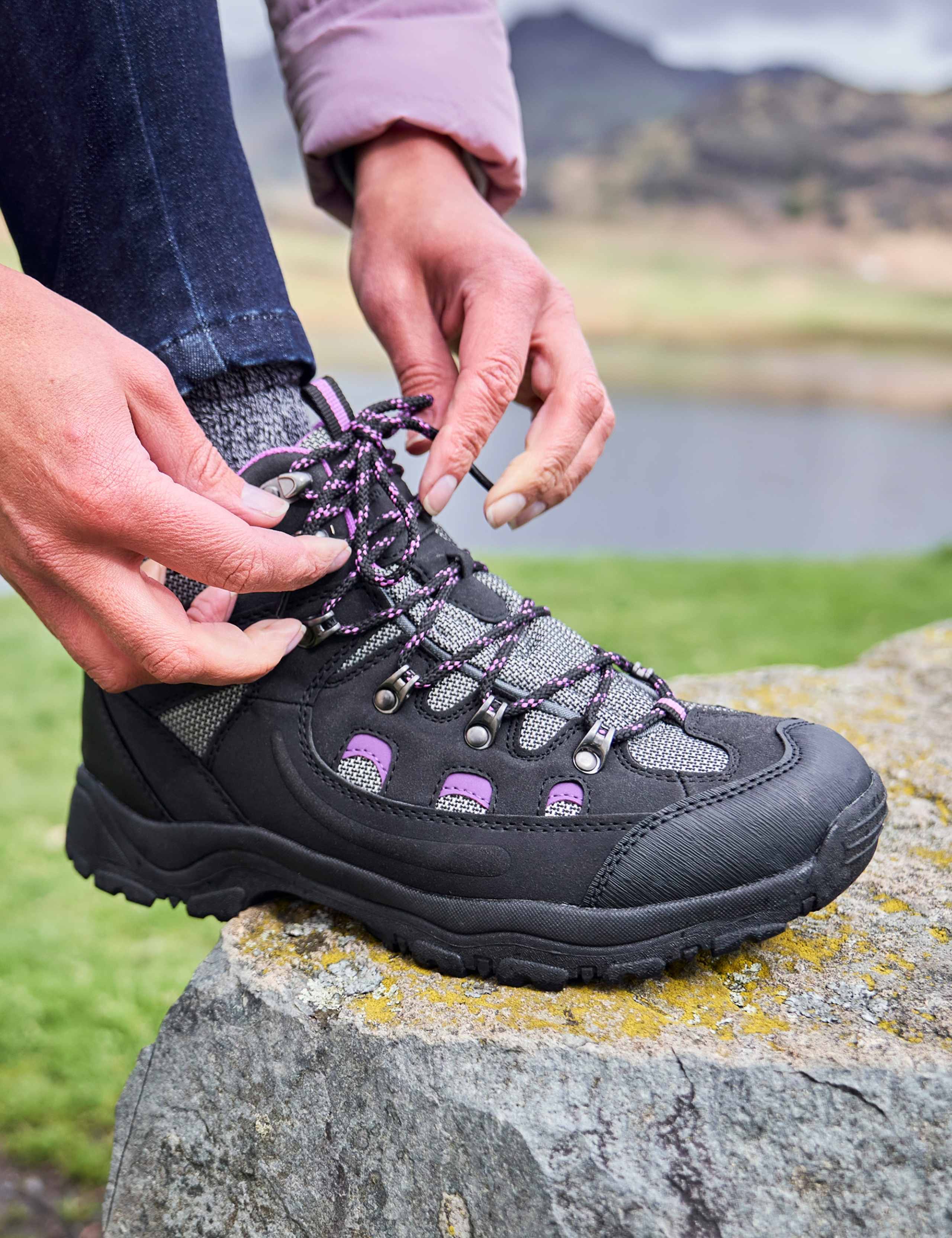 Adventurer Waterproof Walking Boots 3 of 8