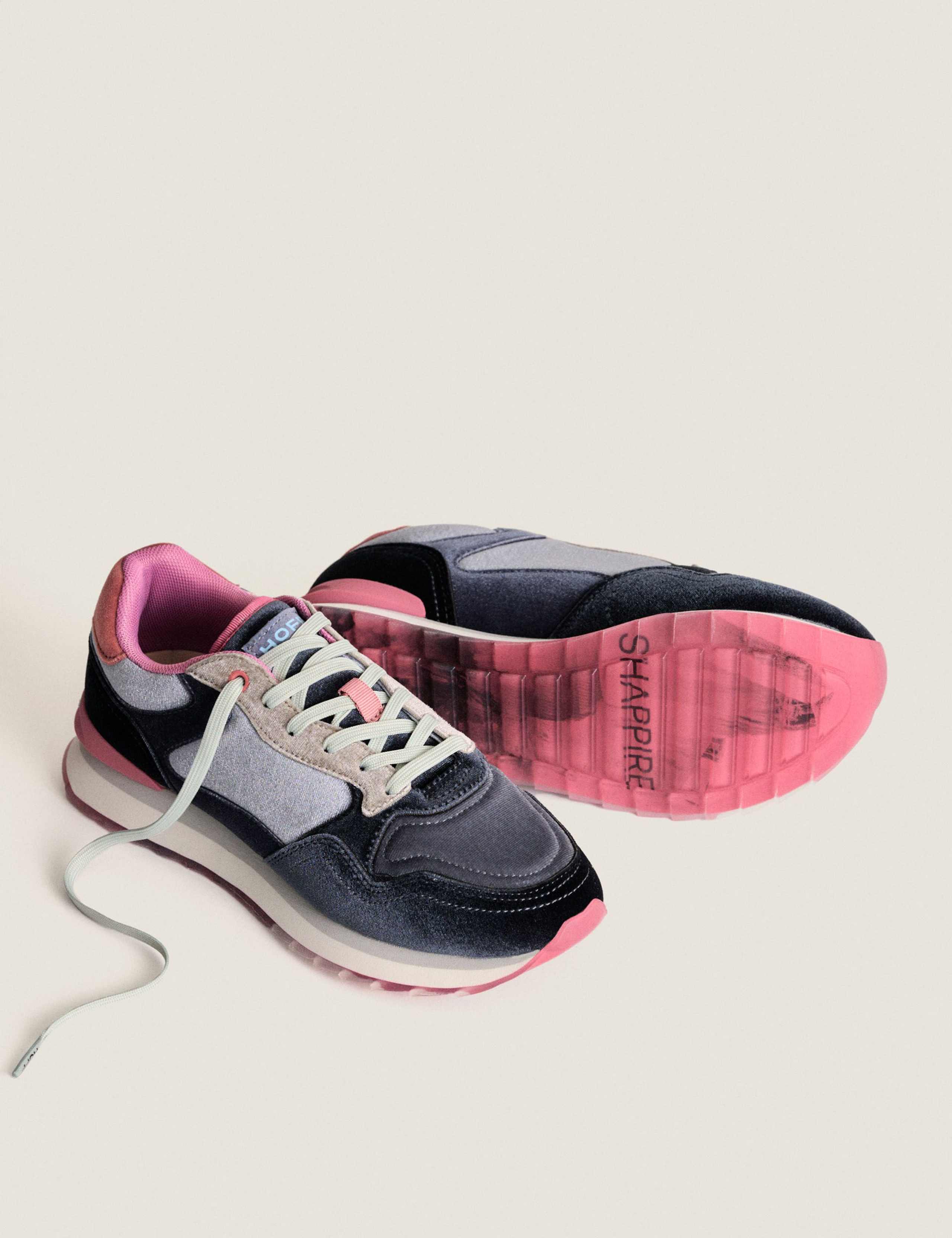 City Trainers 2 of 4