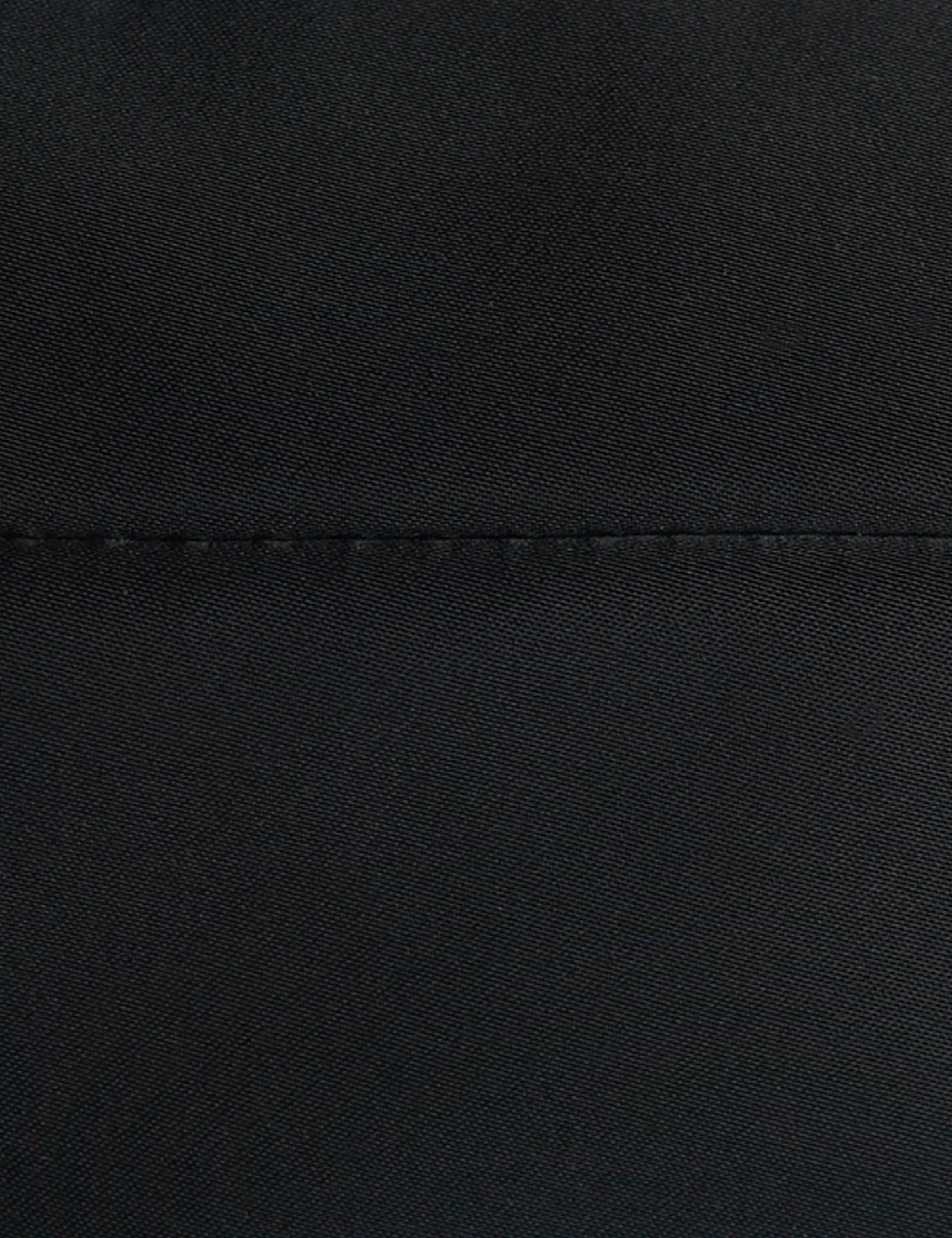 Strive Water Resistant Wash Bag 7 of 7