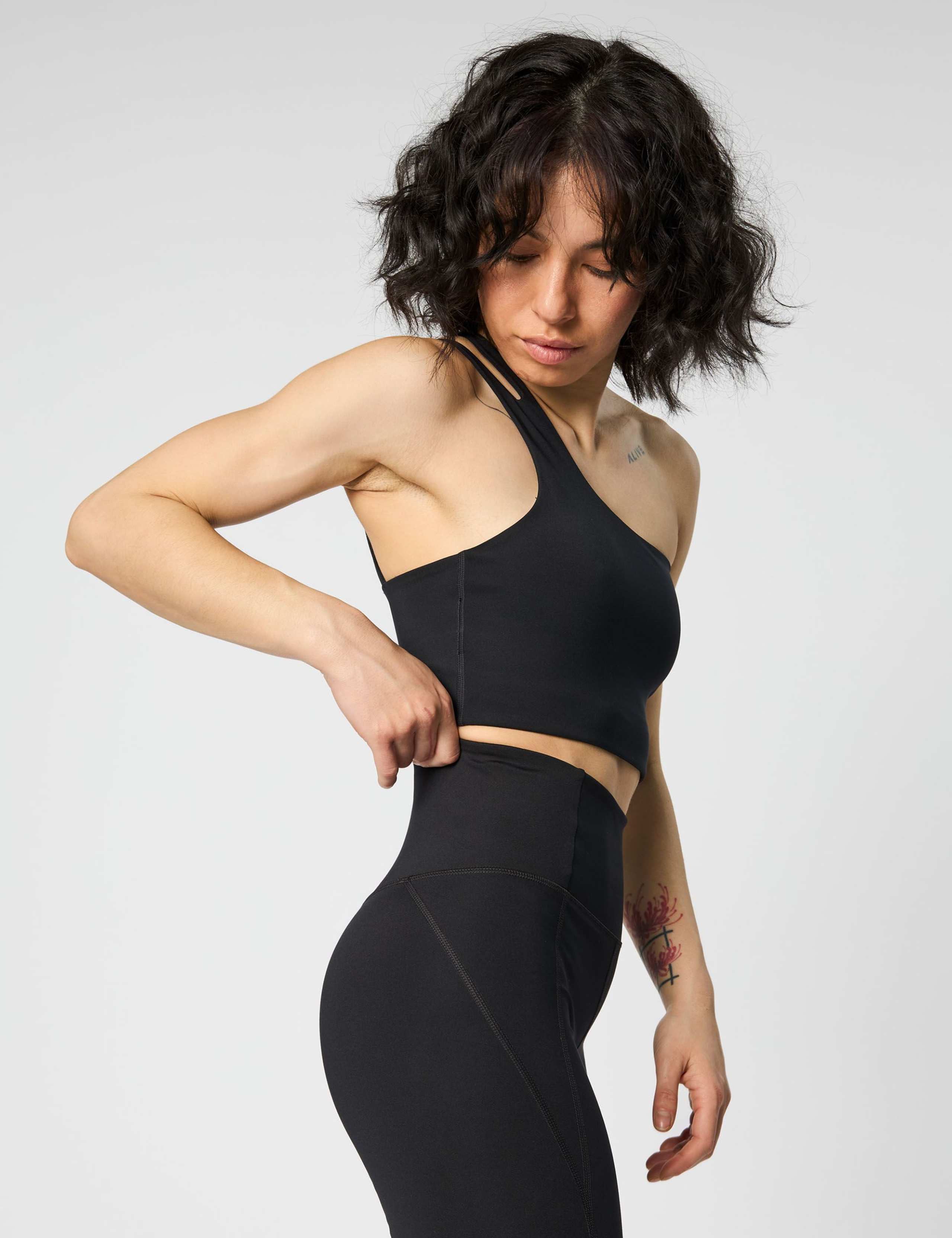 Uma One Shoulder Non Wired Sports Bra (S-XL) 7 of 10