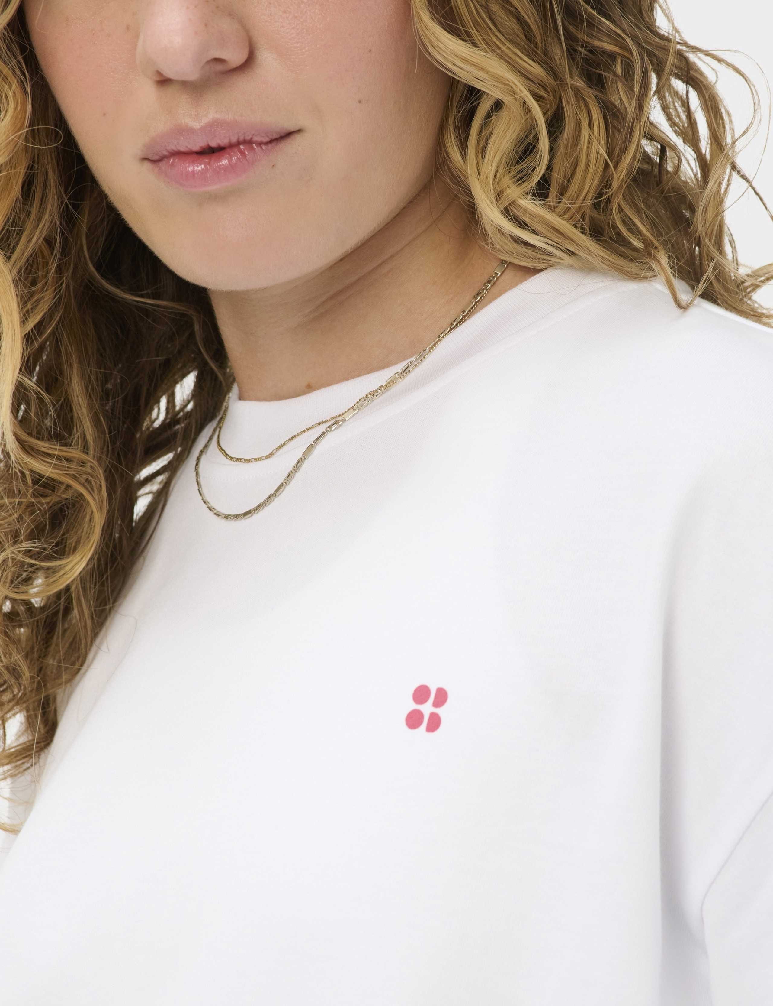 Pure Cotton Holiday Graphic Boxy T-Shirt 7 of 7