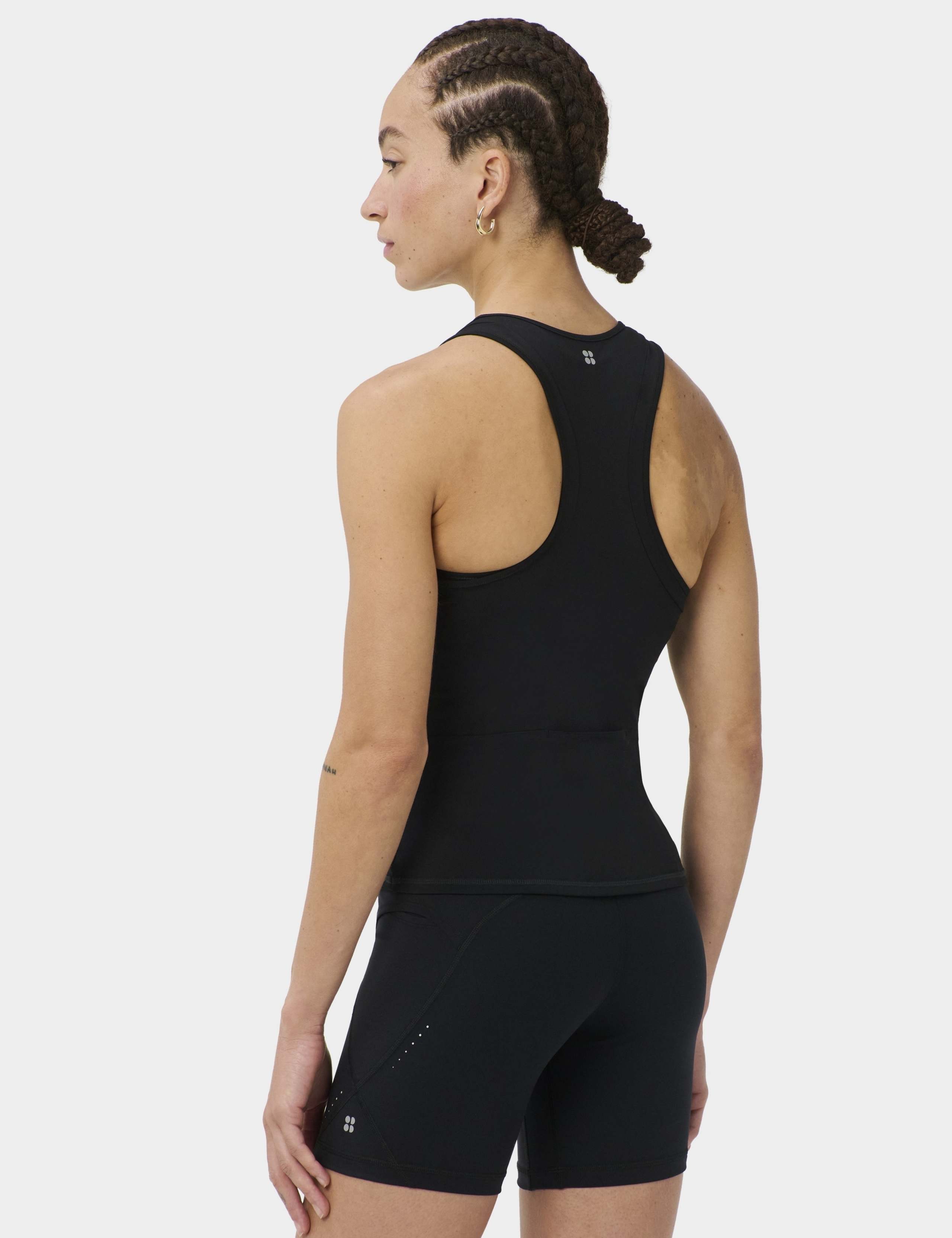 Runner's High Pocketed Racer Back Vest Top 4 of 10