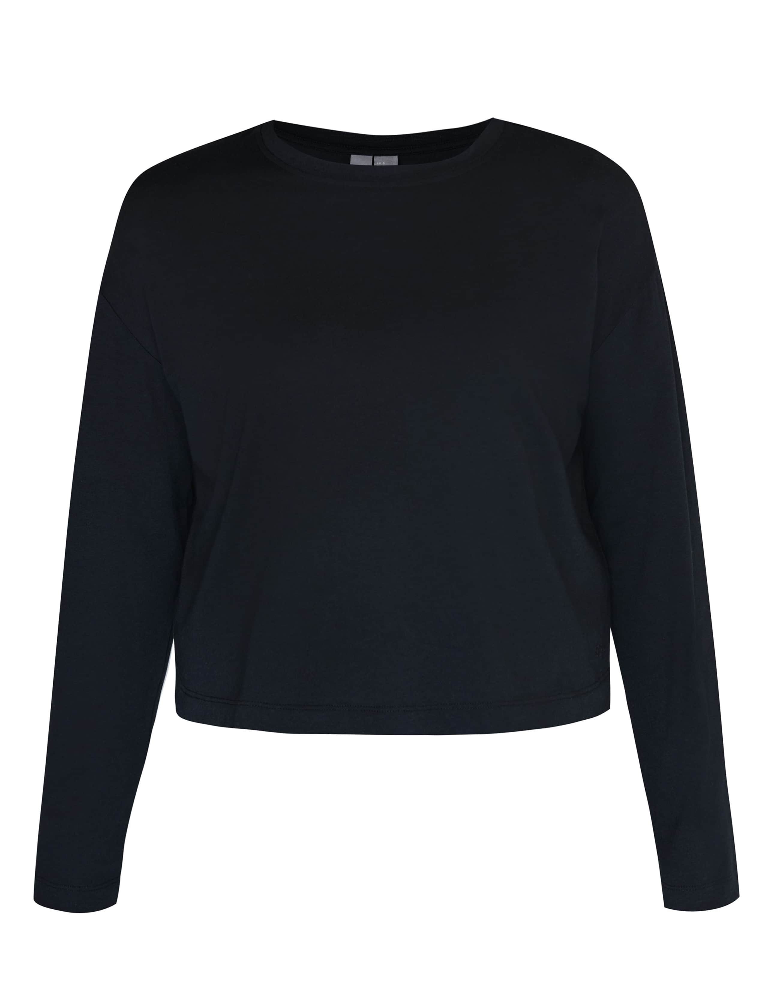 Essential Crew Neck Crop Top 2 of 6