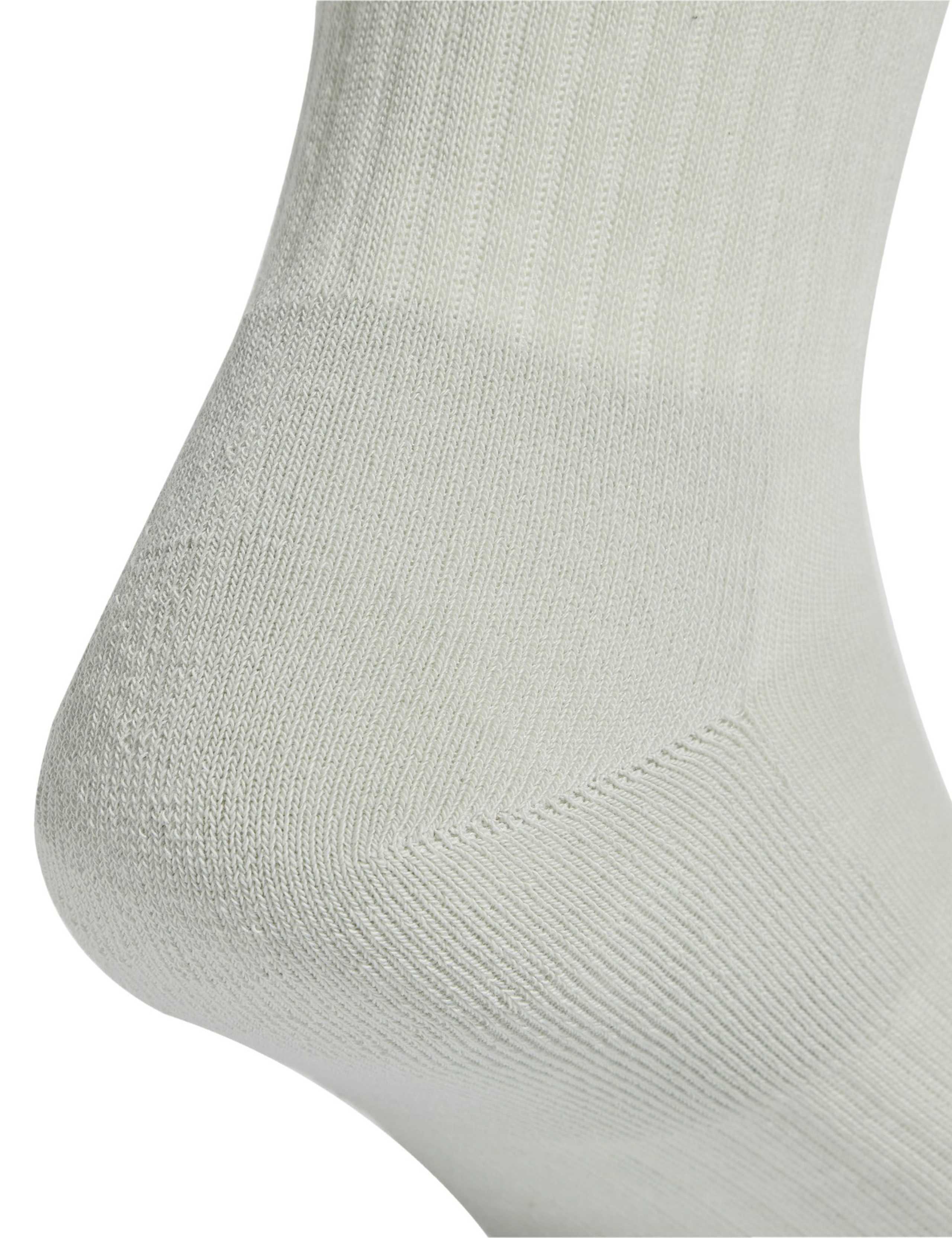 3pk Cotton Rich Striped Ankle High Socks 6 of 7