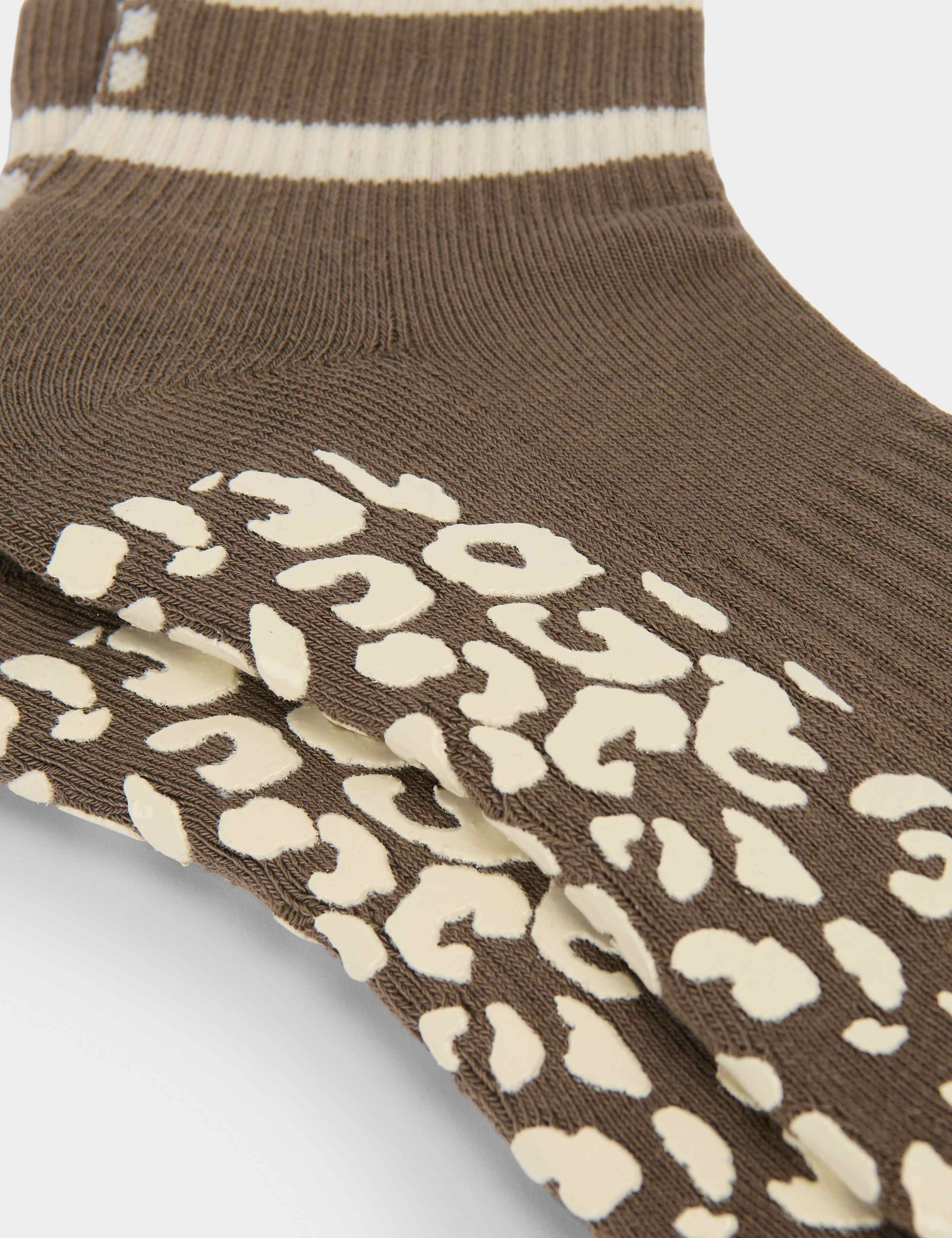 2 Pack Cotton Rich Animal Print Pilates Socks 3 of 4