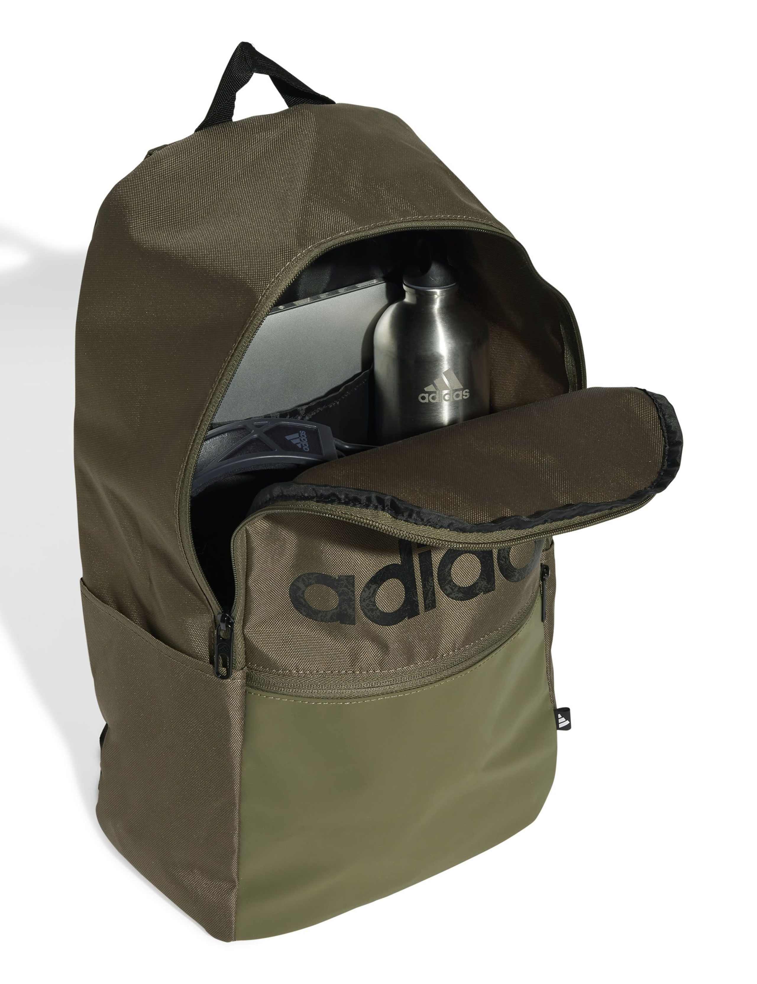 Classic Daily Backpack 4 of 6