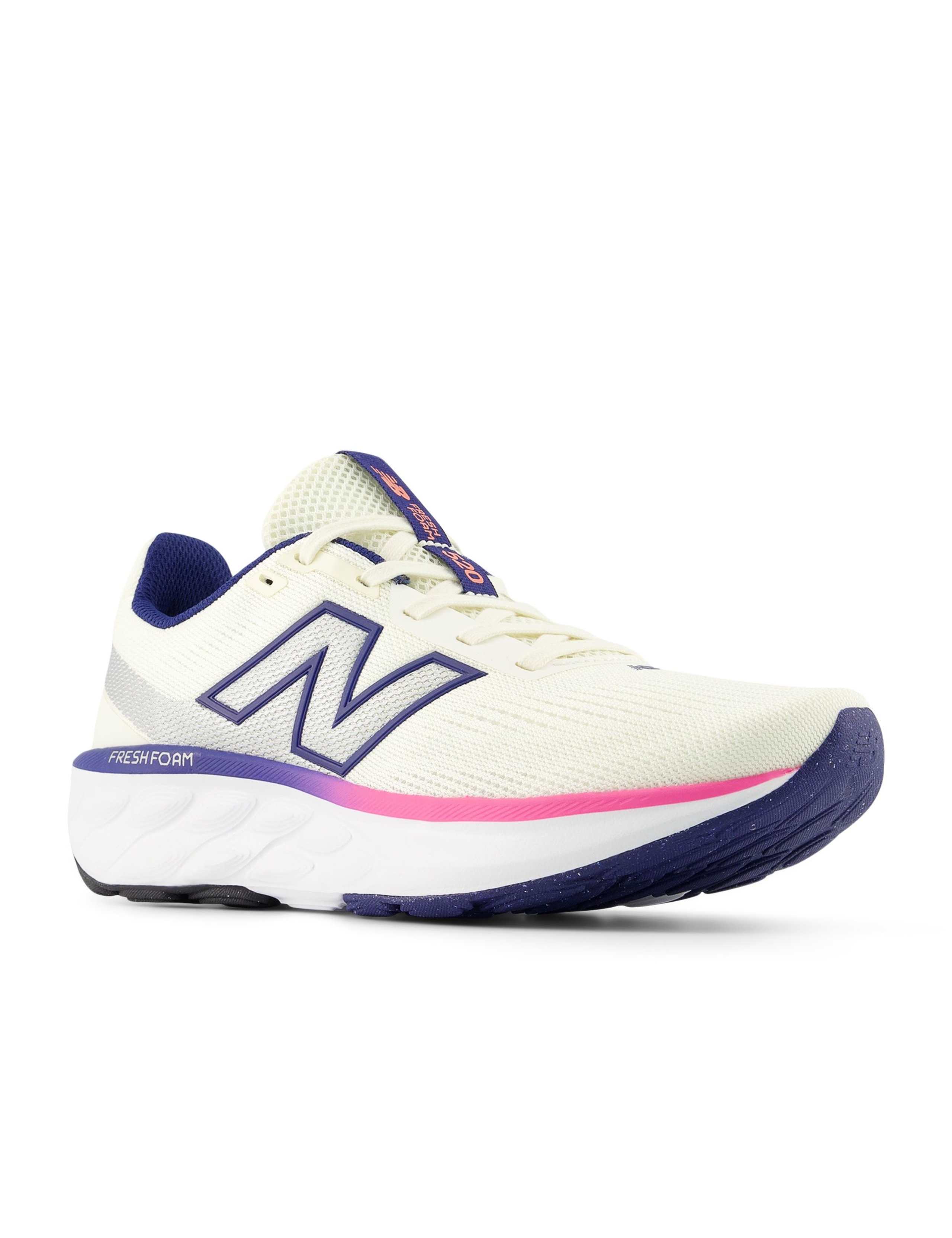 Fresh Foam 520v9 Running Trainers 2 of 9