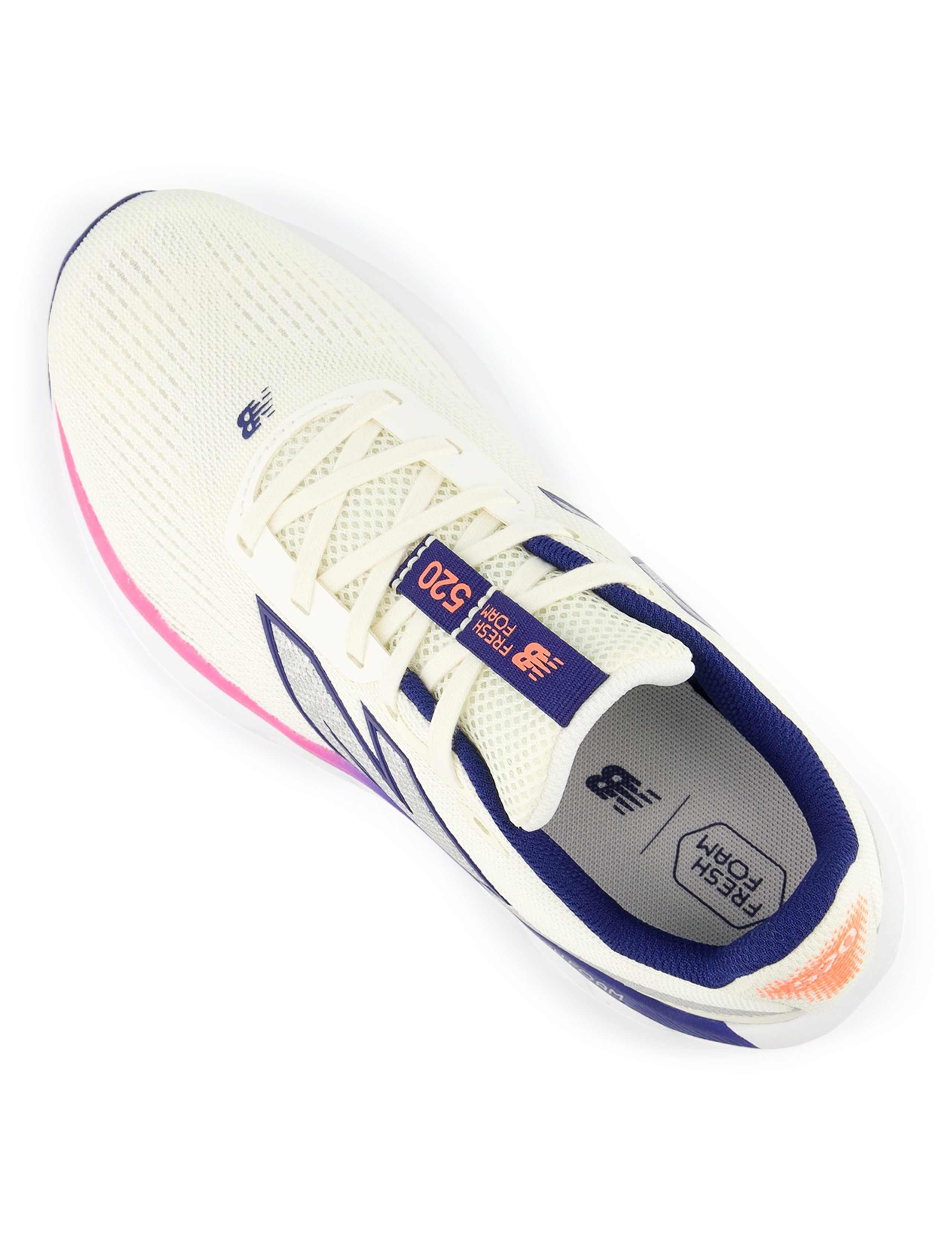 Fresh Foam 520v9 Running Trainers 5 of 9