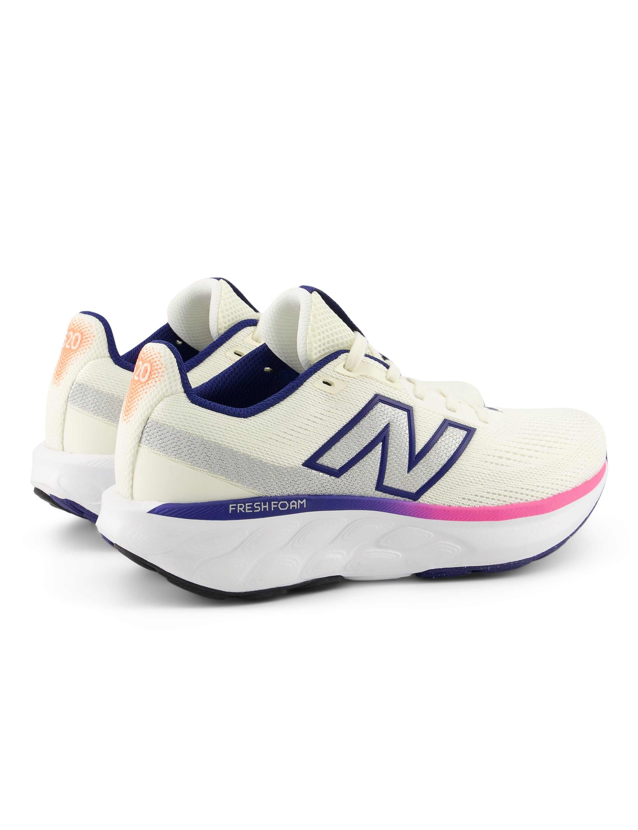 Fresh Foam 520v9 Running Trainers 7 of 9