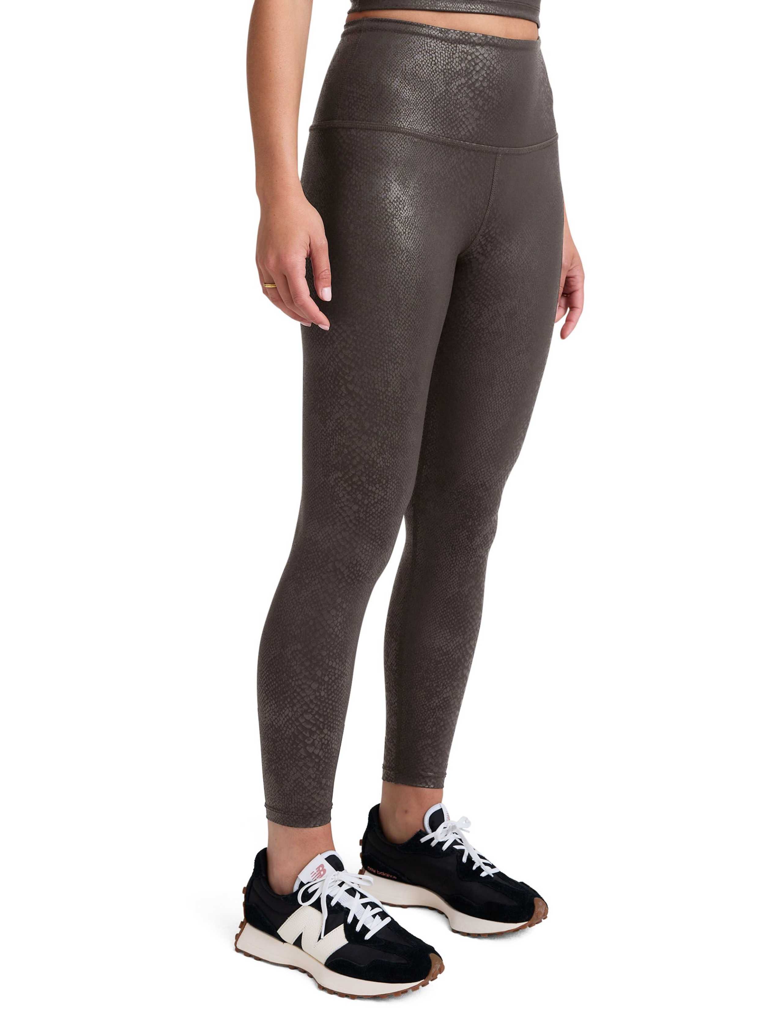 Powershine Printed High Waisted 7/8 Leggings 2 of 4